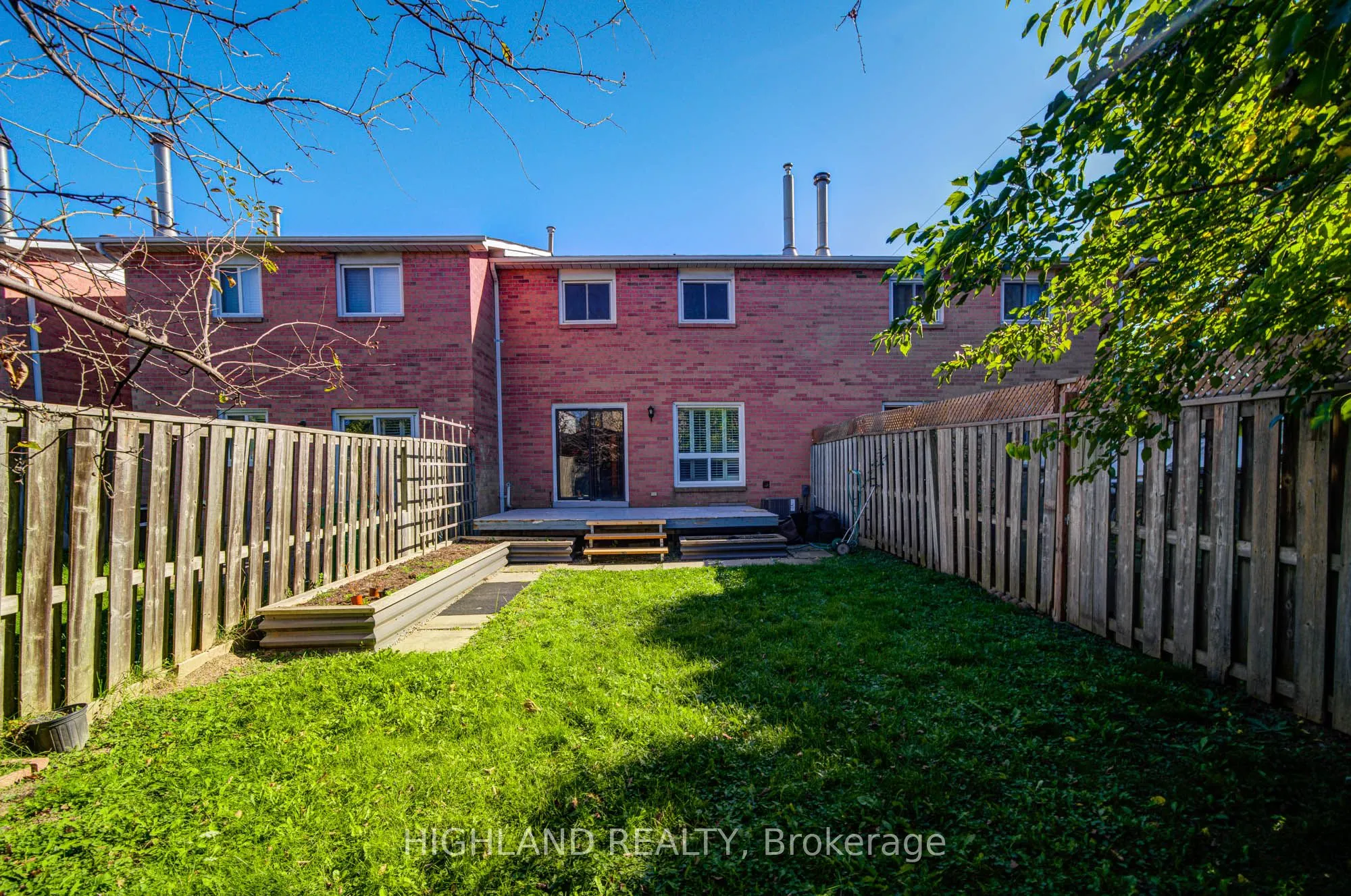 671 Dinsmore Court