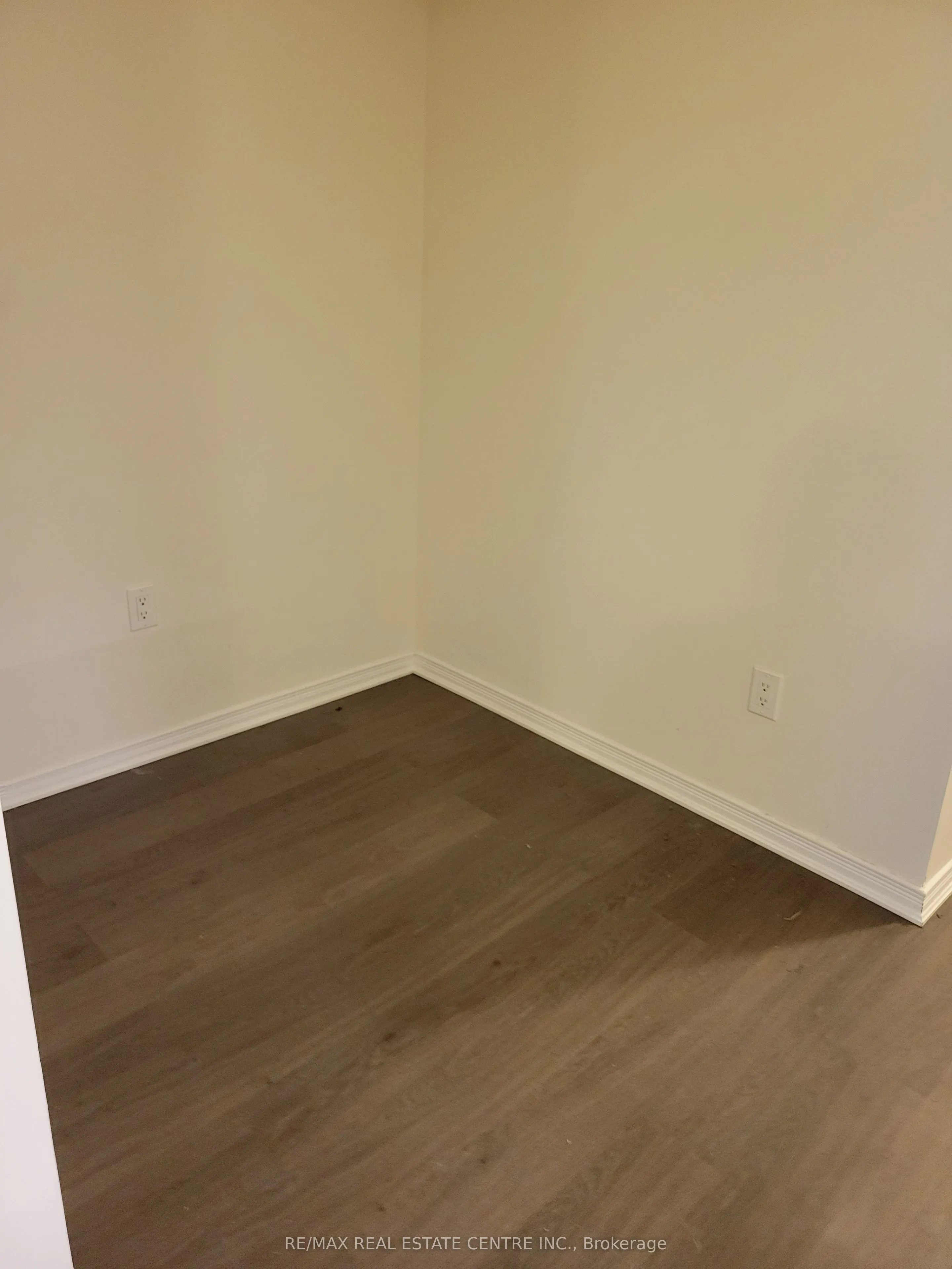 1140 Briar Hill Avenue, #102