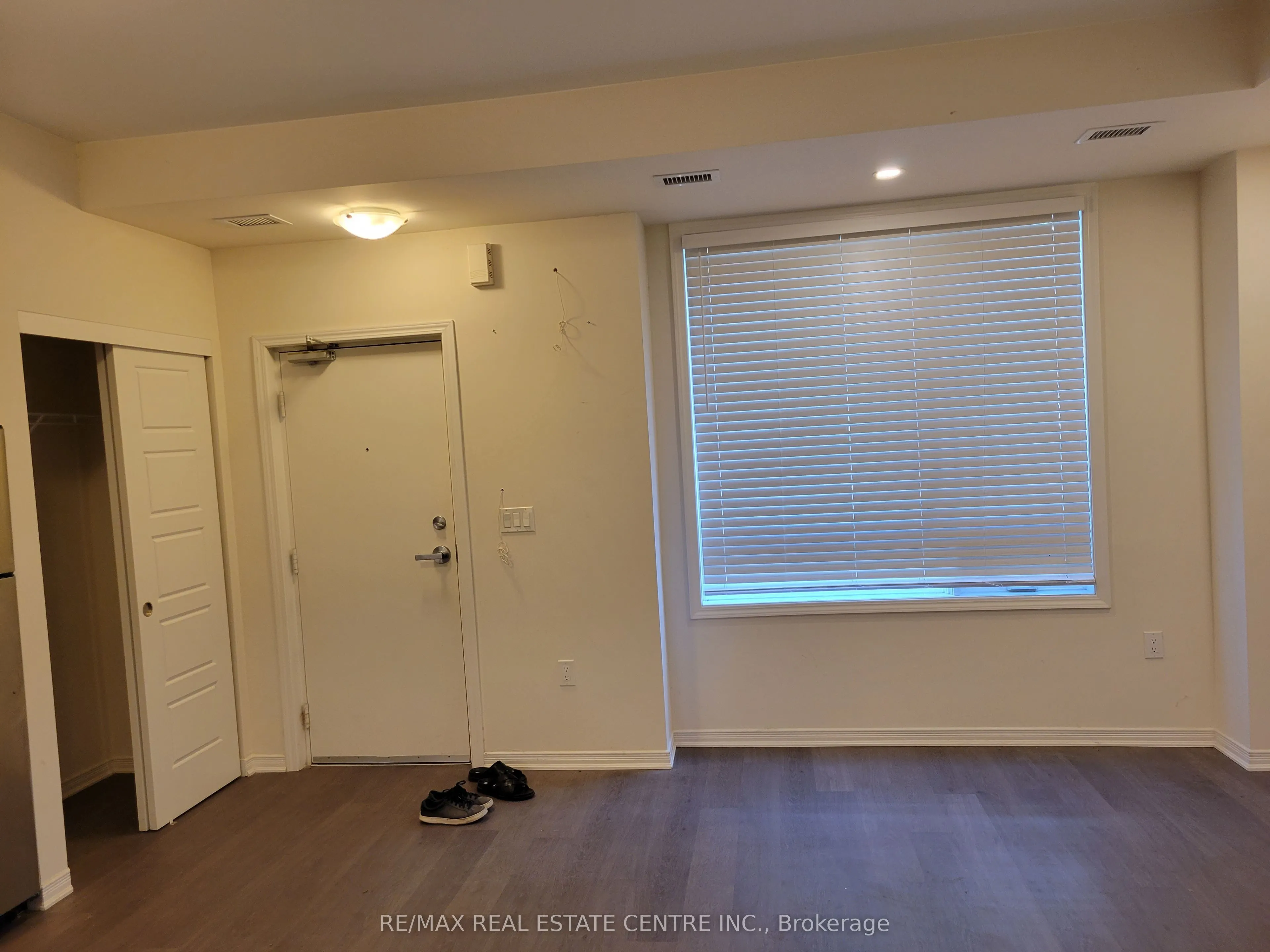 1140 Briar Hill Avenue, #102