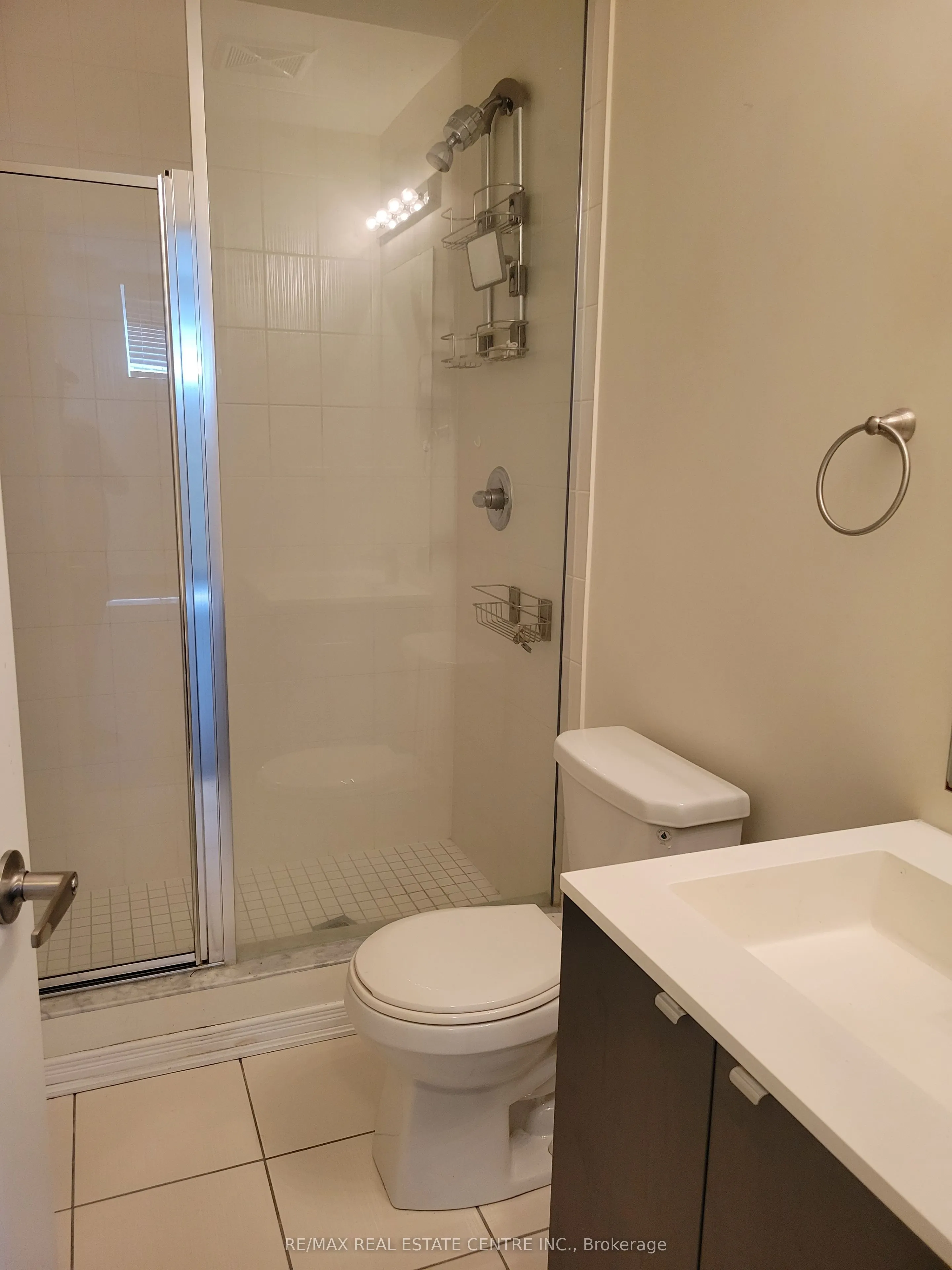 1140 Briar Hill Avenue, #102