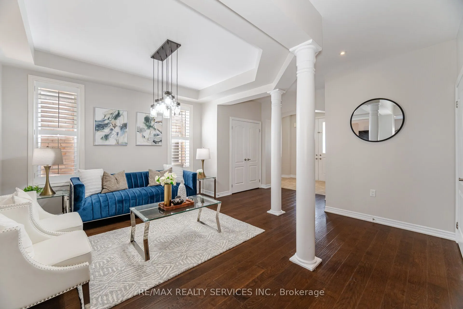 9 Meadowcreek Road