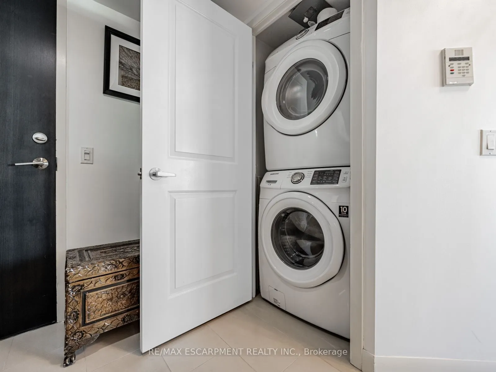 235 Sherway Gardens Road, #1110