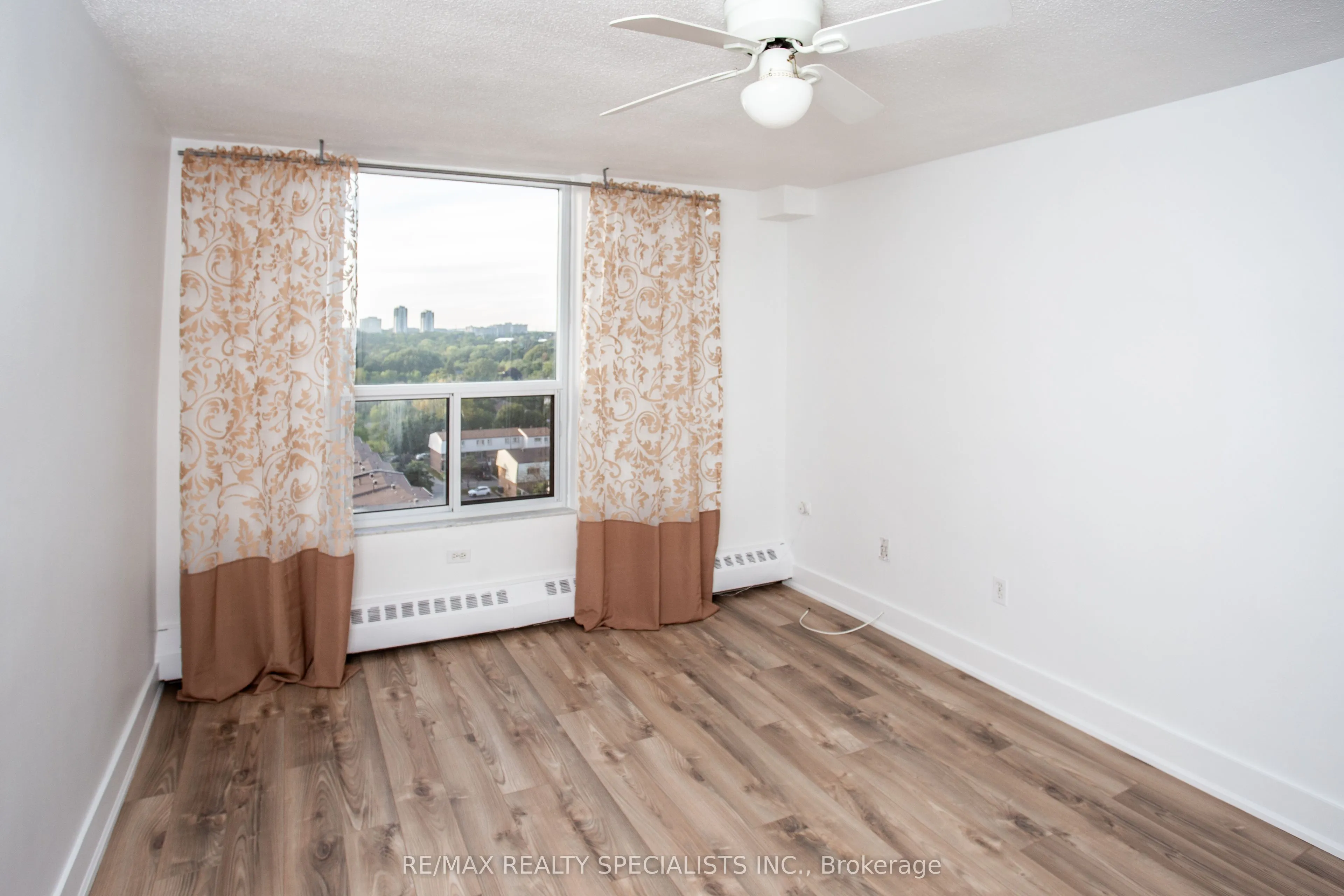 3120 Kirwin Avenue, #PH 6