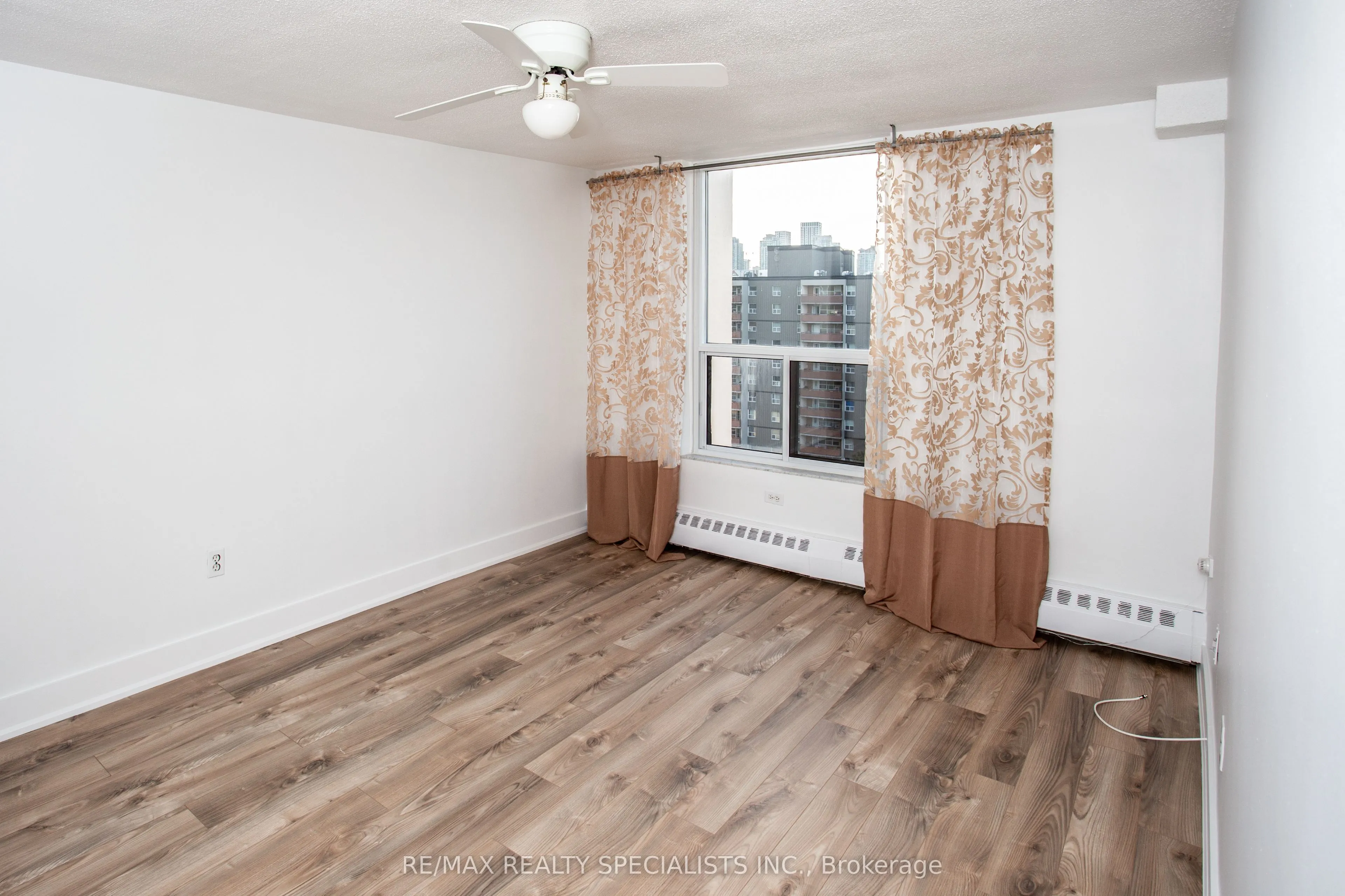 3120 Kirwin Avenue, #PH 6