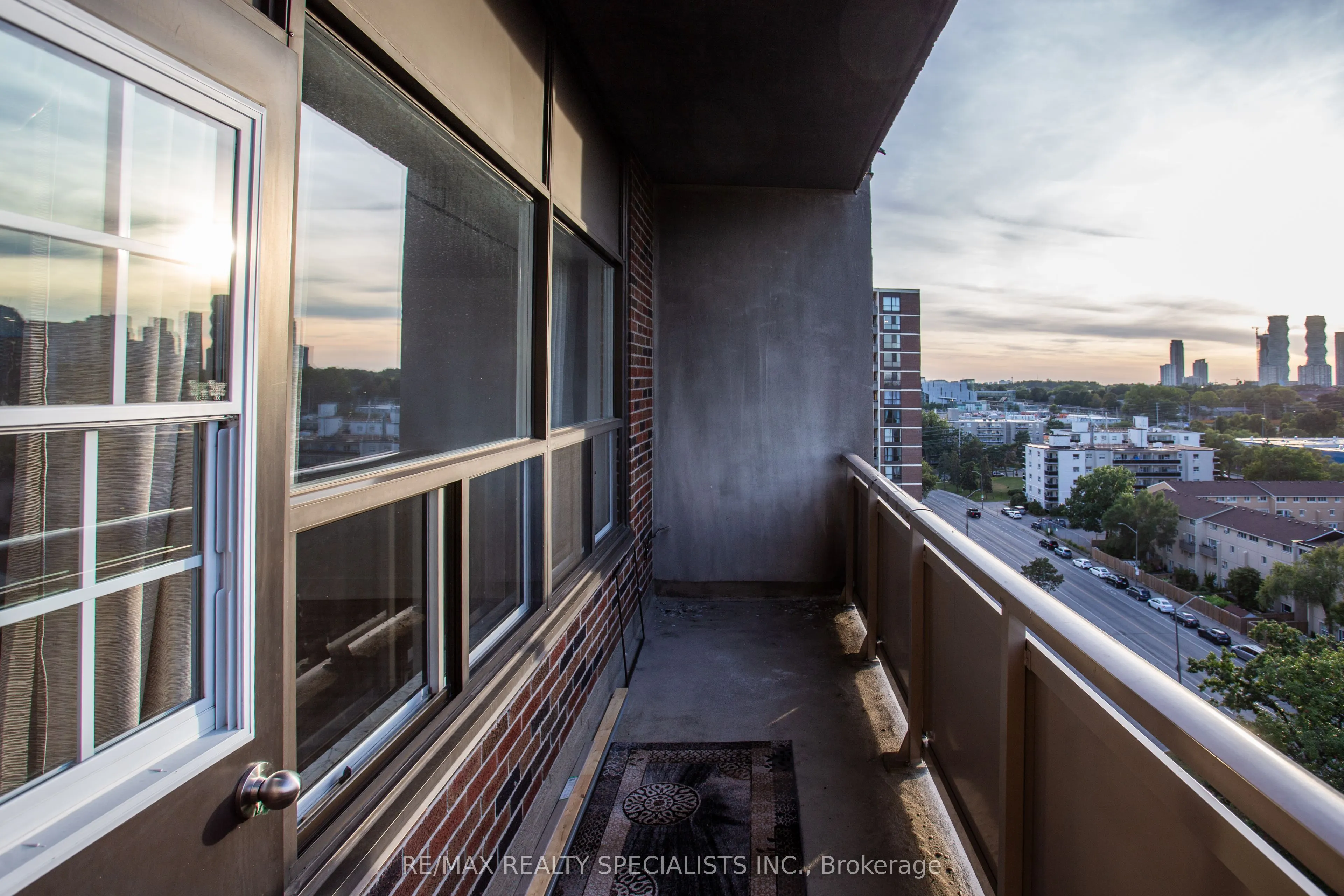 3120 Kirwin Avenue, #PH 6