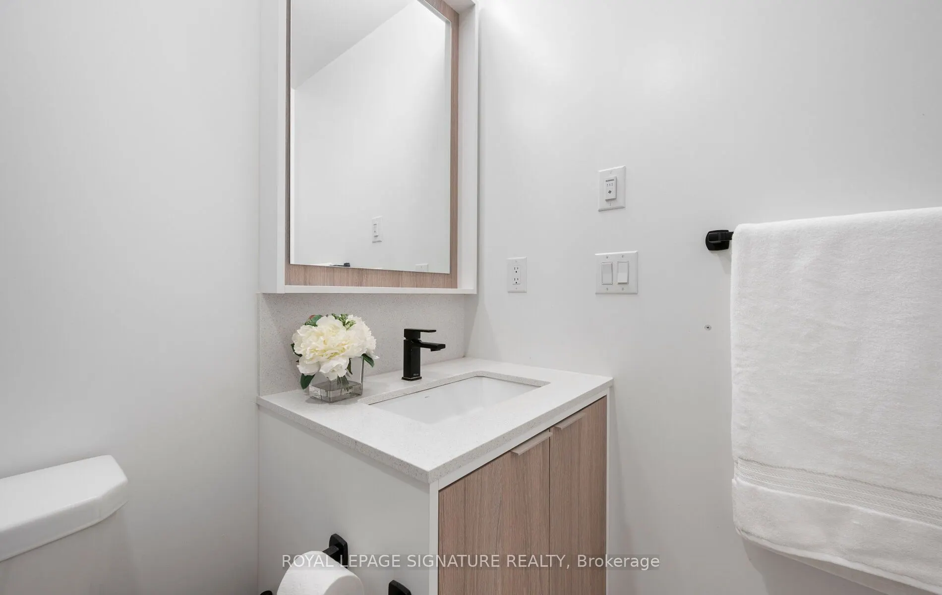 36 Zorra Street, #1208