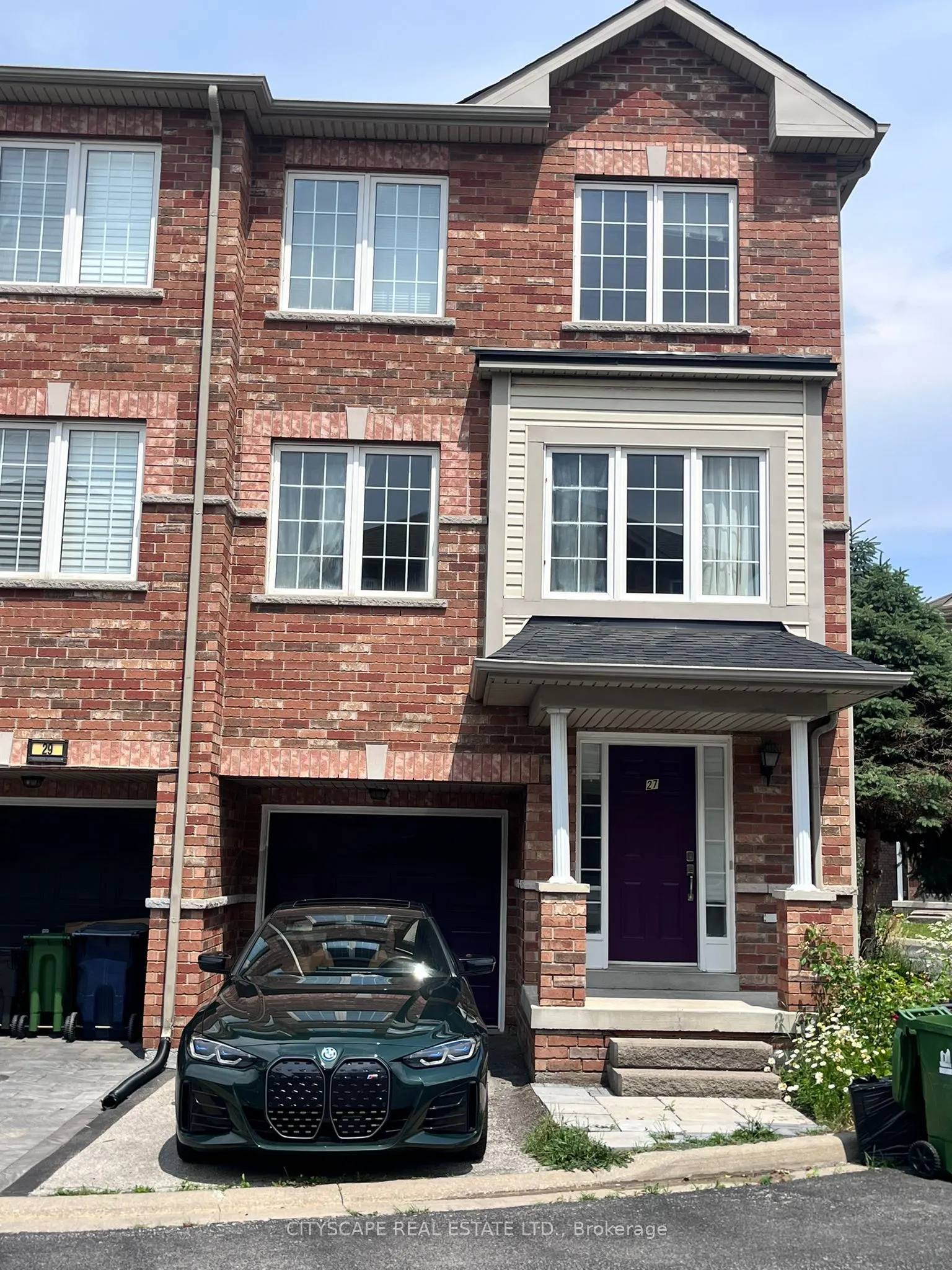 27 Frost King Lane