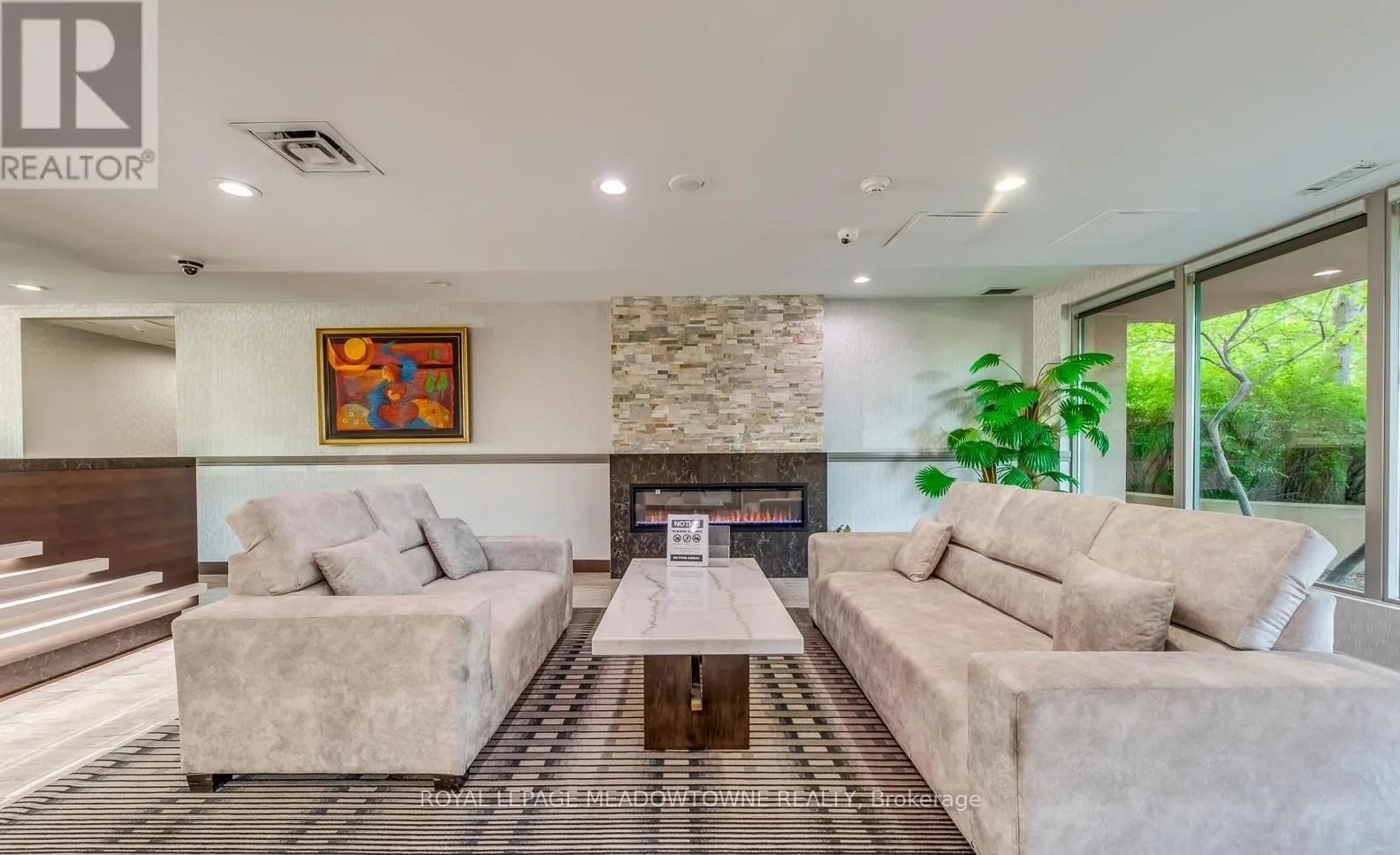 145 Hillcrest Avenue, #307