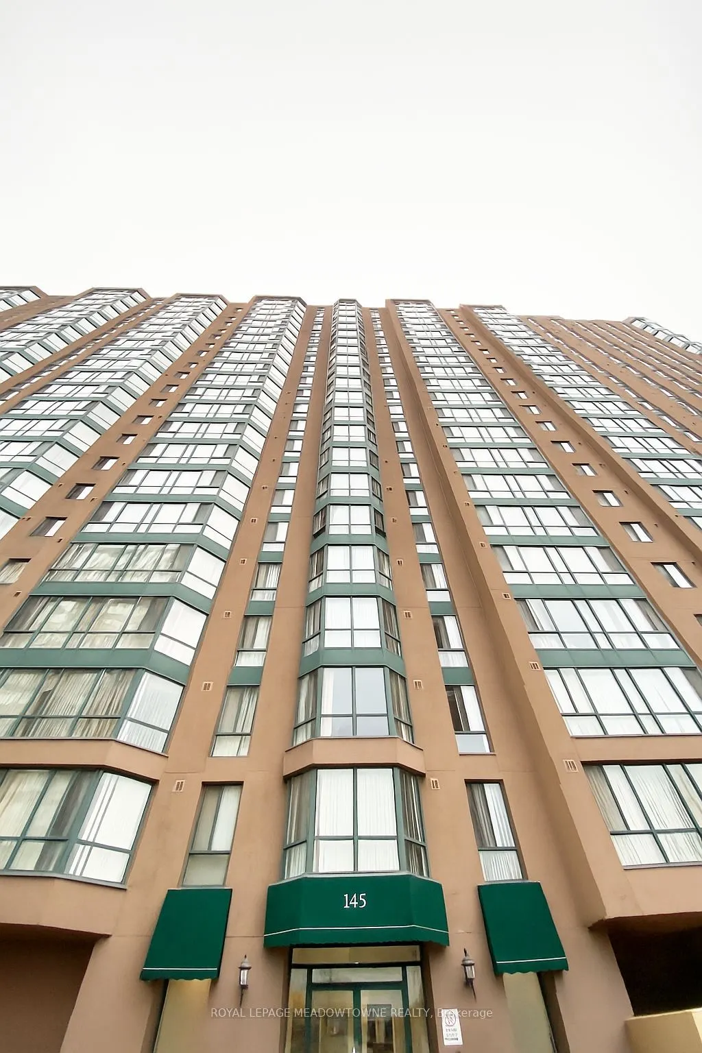 145 Hillcrest Avenue, #307