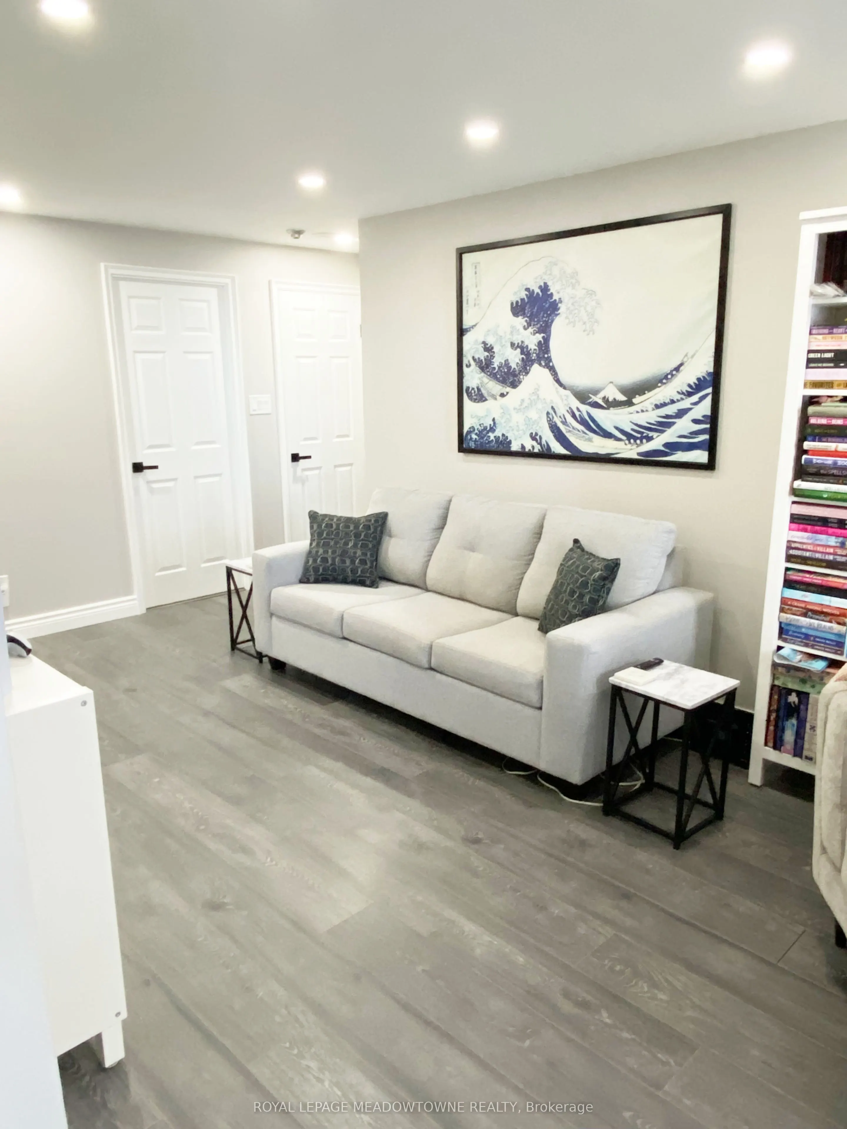 145 Hillcrest Avenue, #307