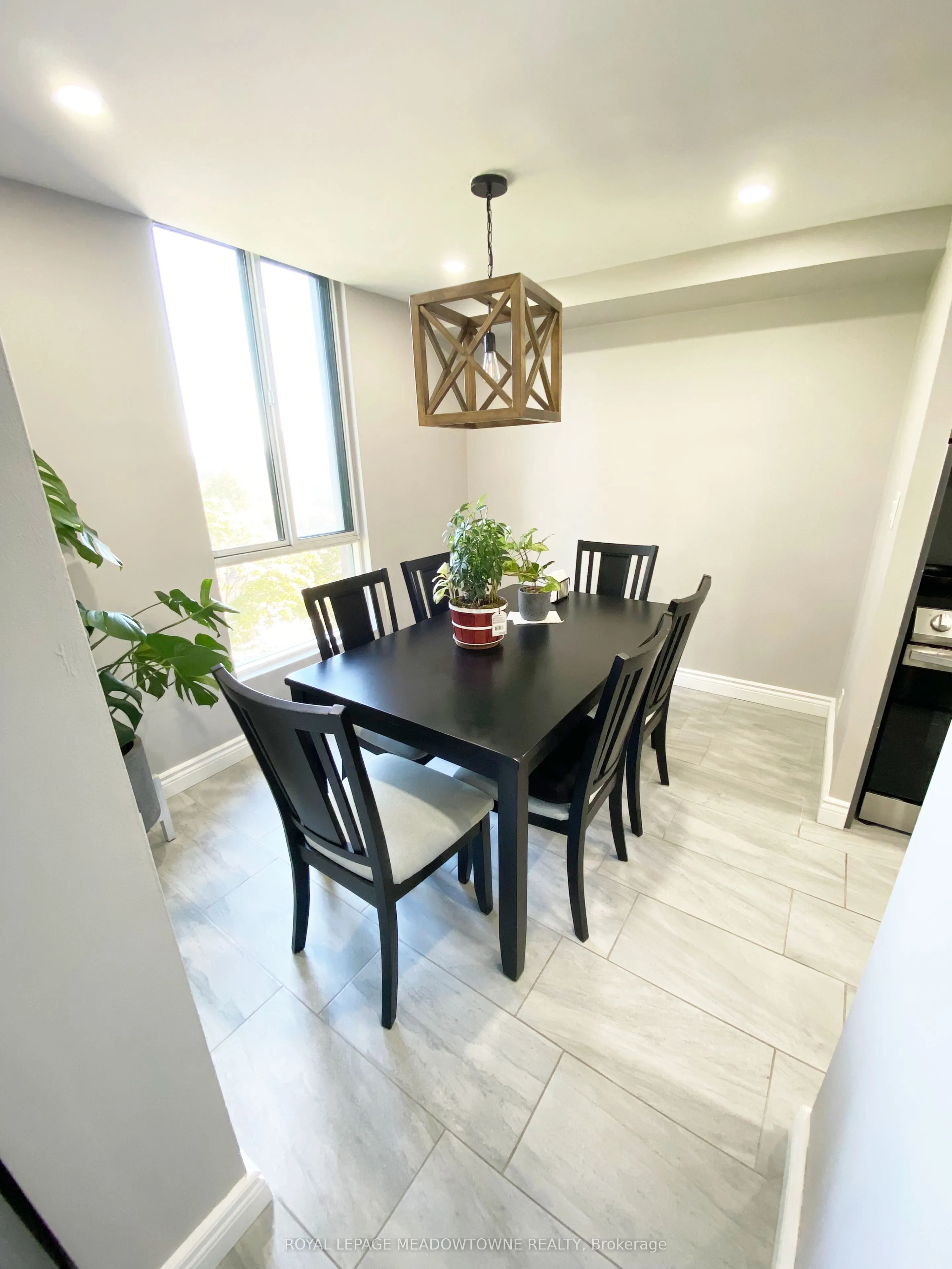 145 Hillcrest Avenue, #307