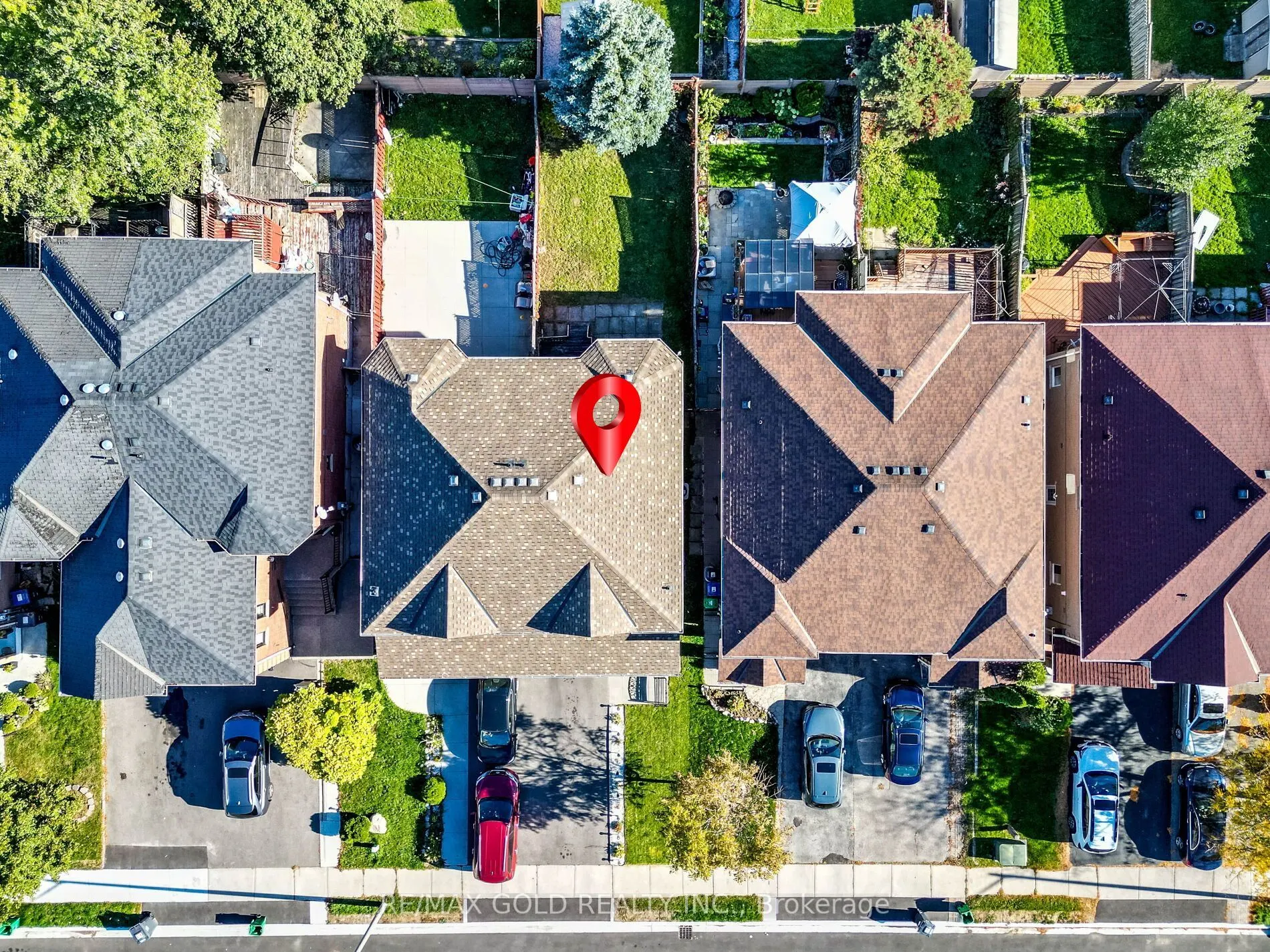 39 Tessler Crescent