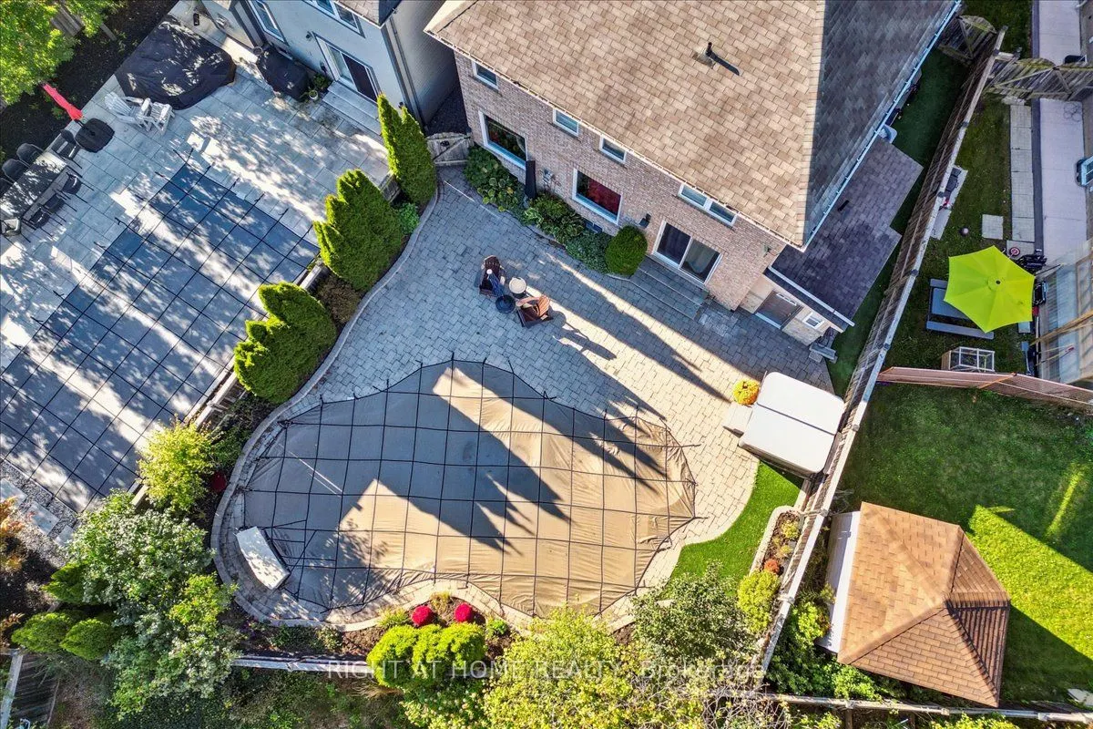 899 Pickersgill Crescent