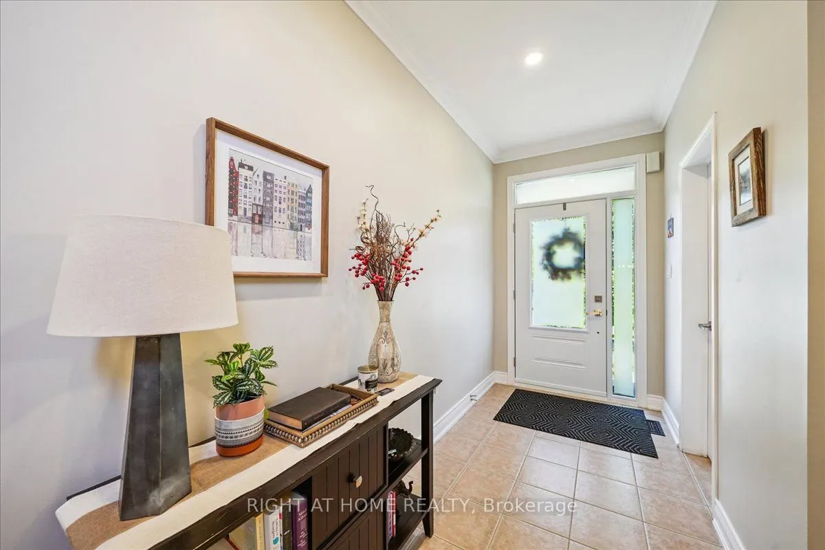 899 Pickersgill Crescent