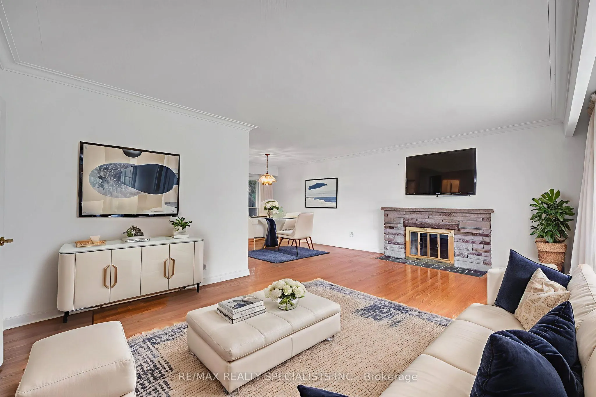 1403 Ballyclare Drive