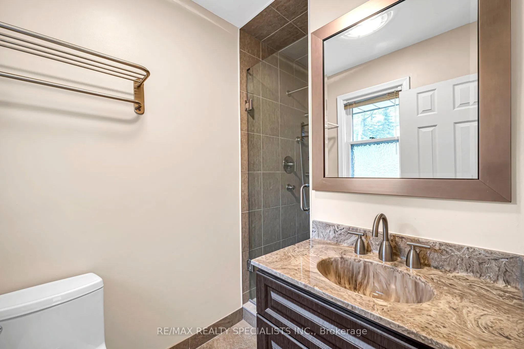 1403 Ballyclare Drive