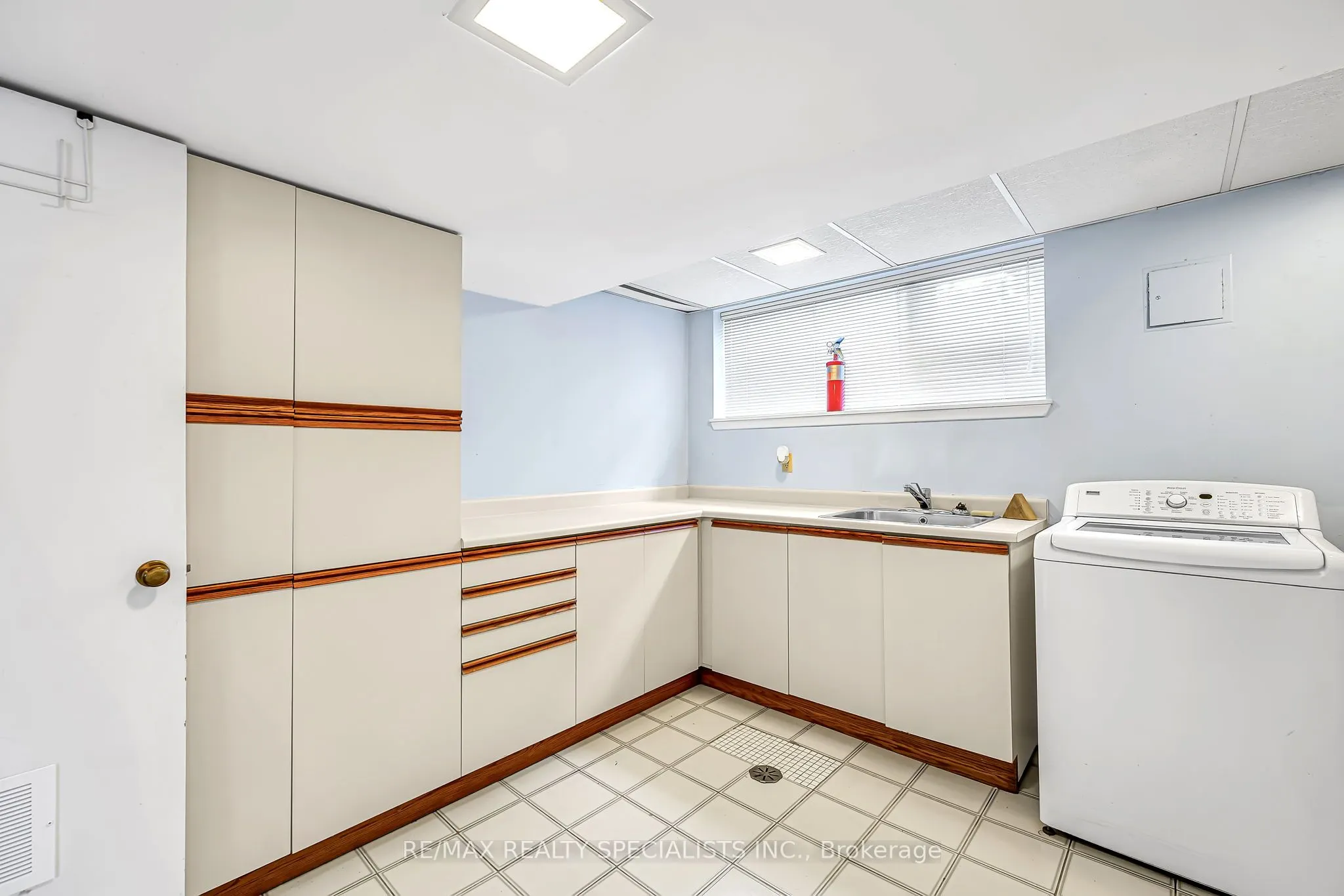 1403 Ballyclare Drive