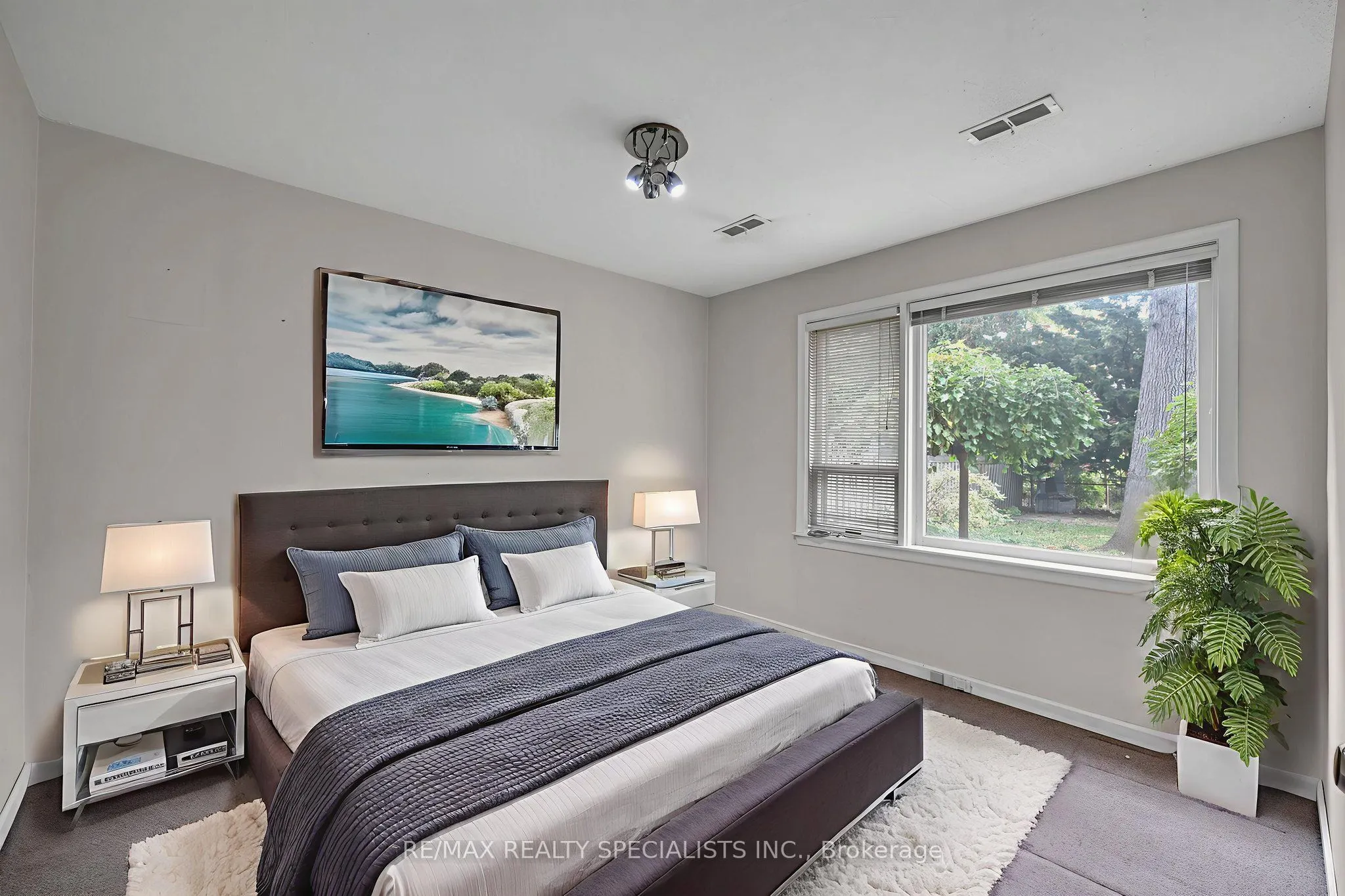 1403 Ballyclare Drive