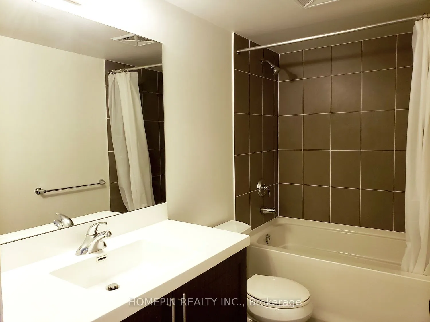 830 Lawrence Avenue, #523