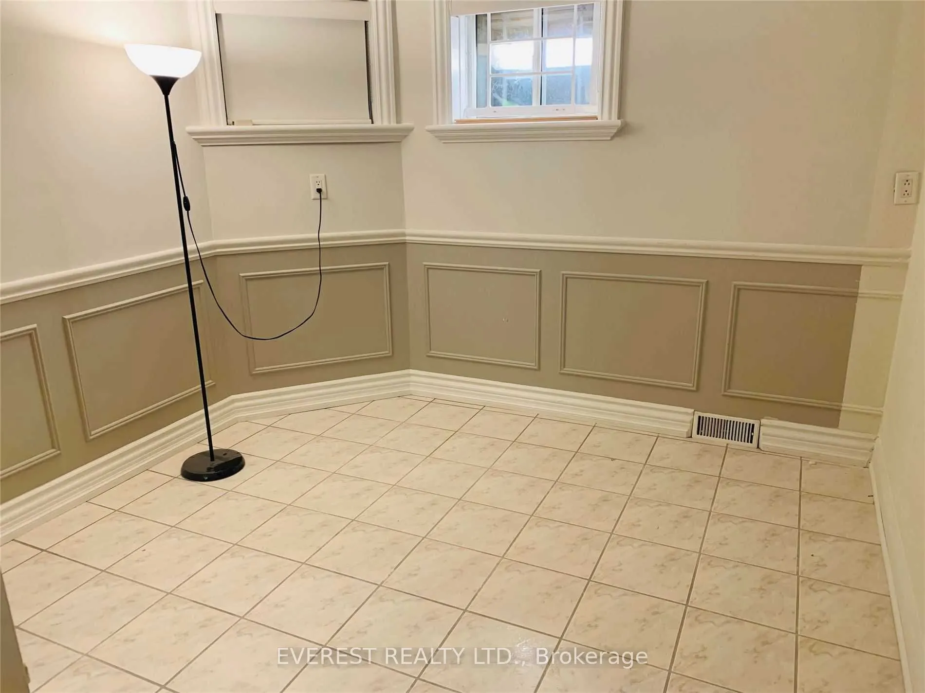 397 Turnberry Crescent