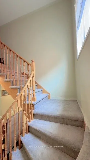 62 Heartleaf Crescent