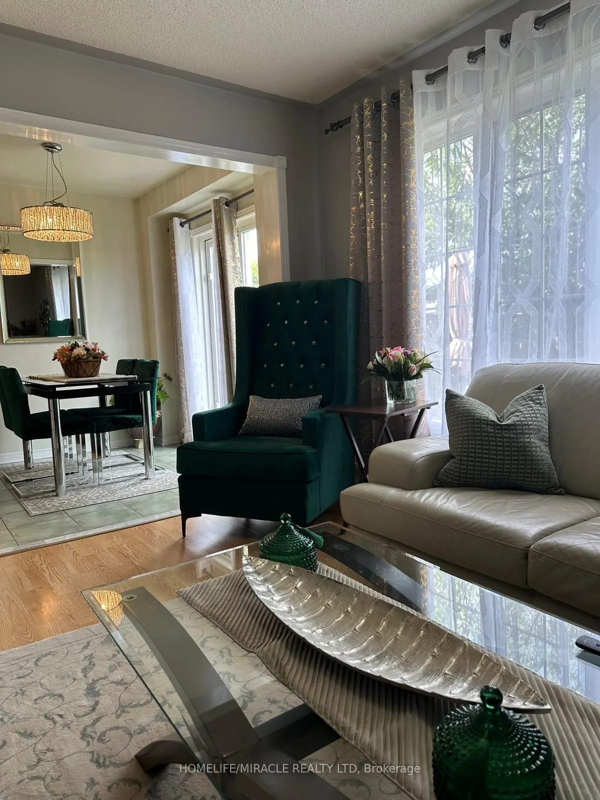 62 Heartleaf Crescent