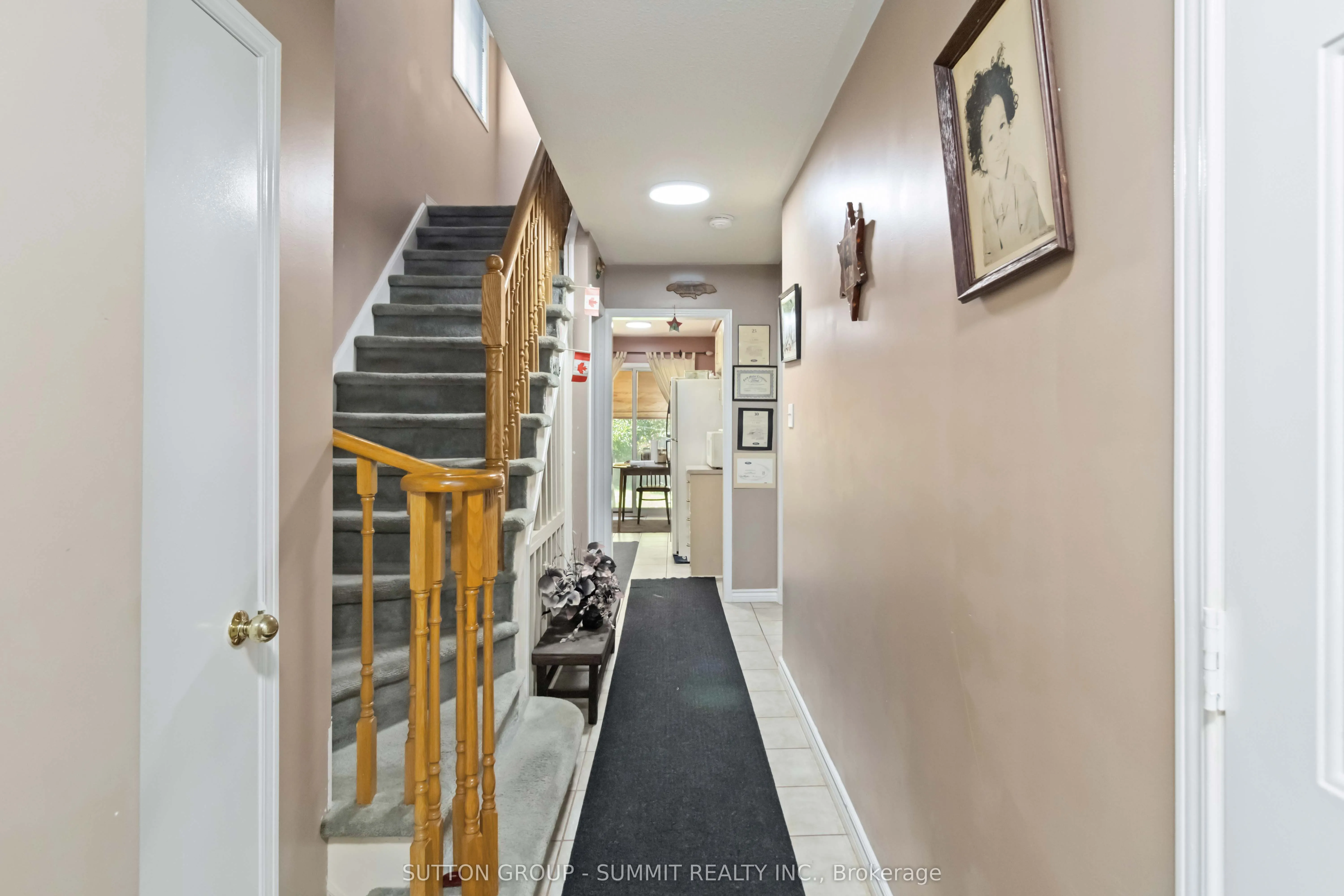 5607 Palmerston Crescent