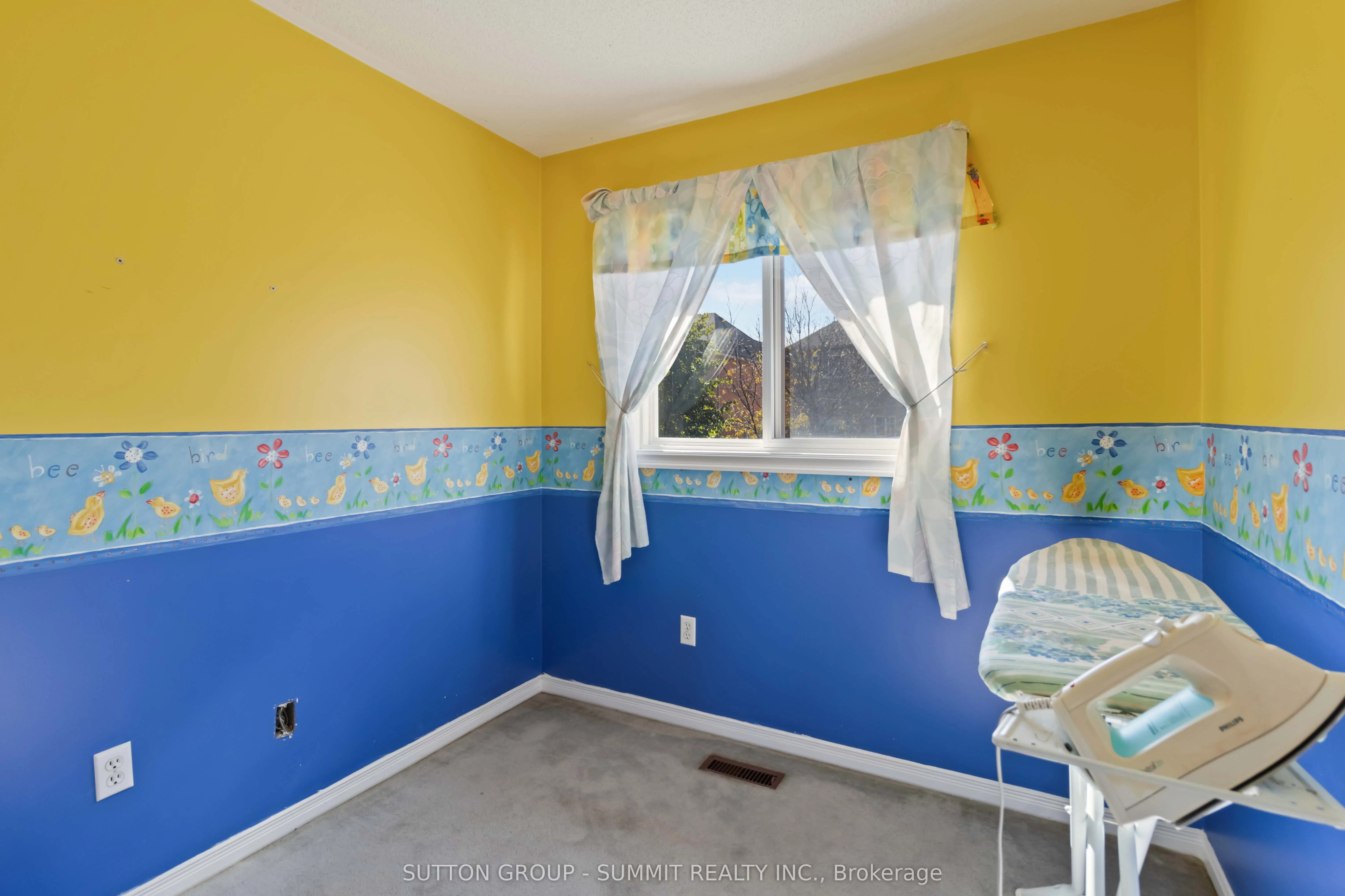 5607 Palmerston Crescent