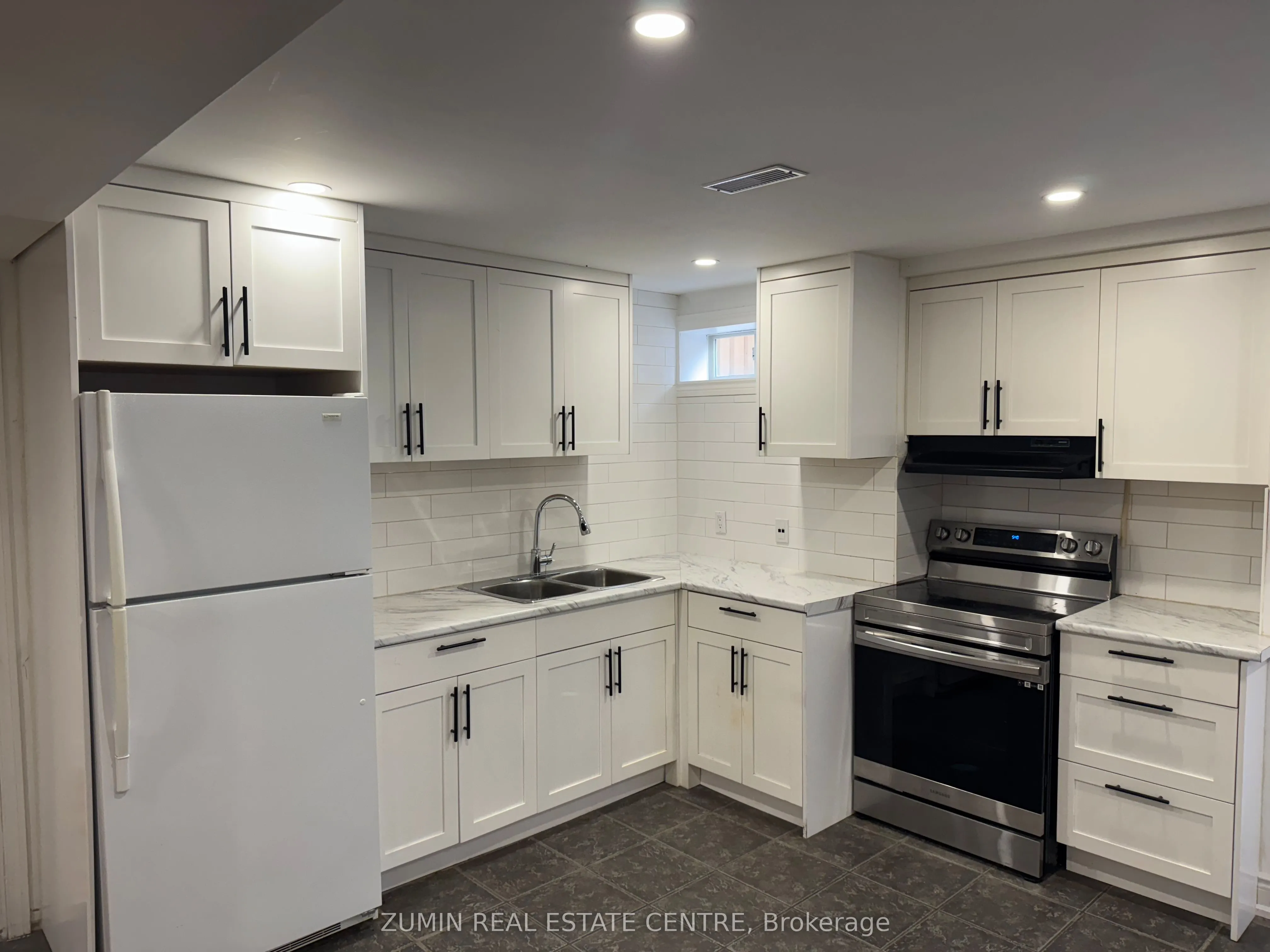1150 Lambton Drive