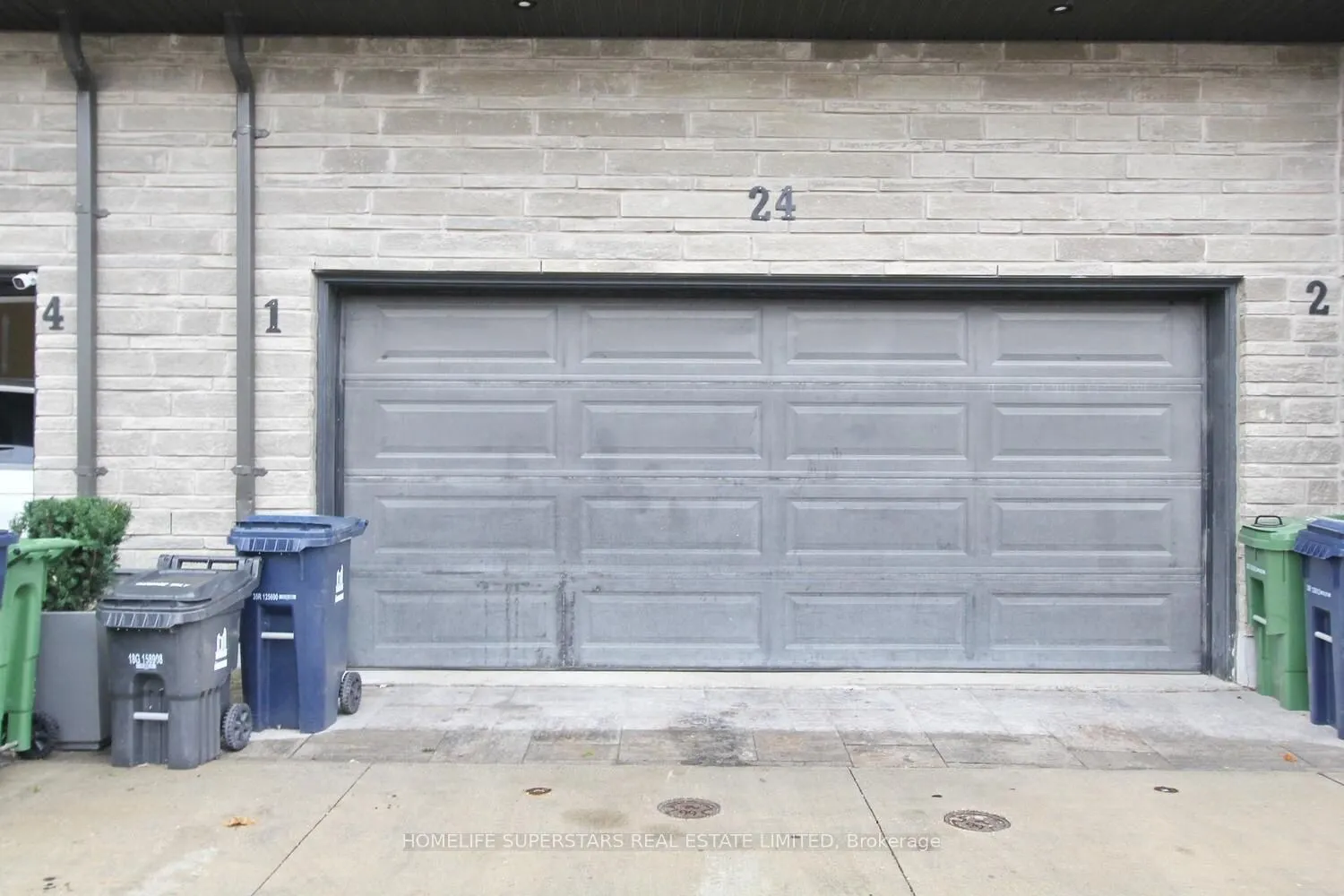 24 Humberwood Boulevard, #1