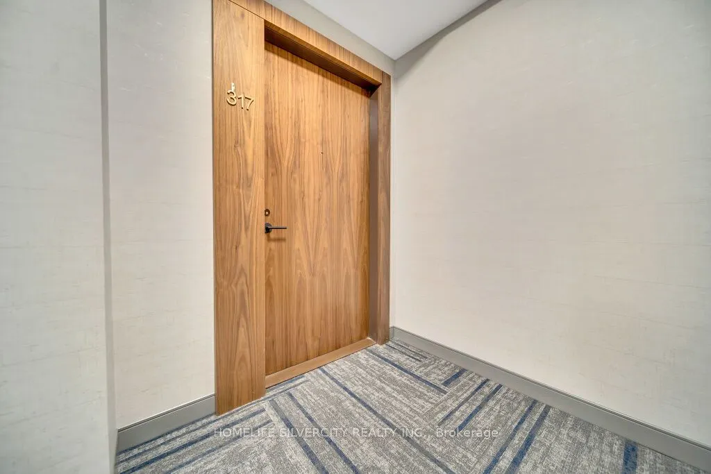 509 Dundas Street W, #317