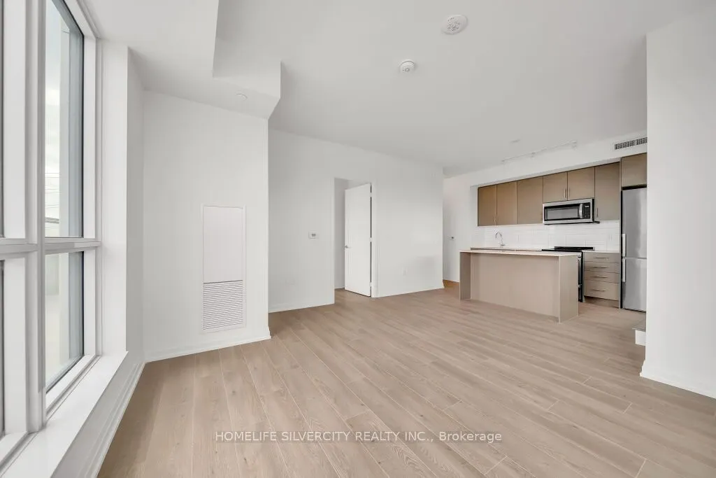509 Dundas Street W, #317