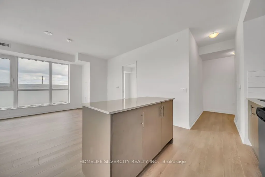 509 Dundas Street W, #317