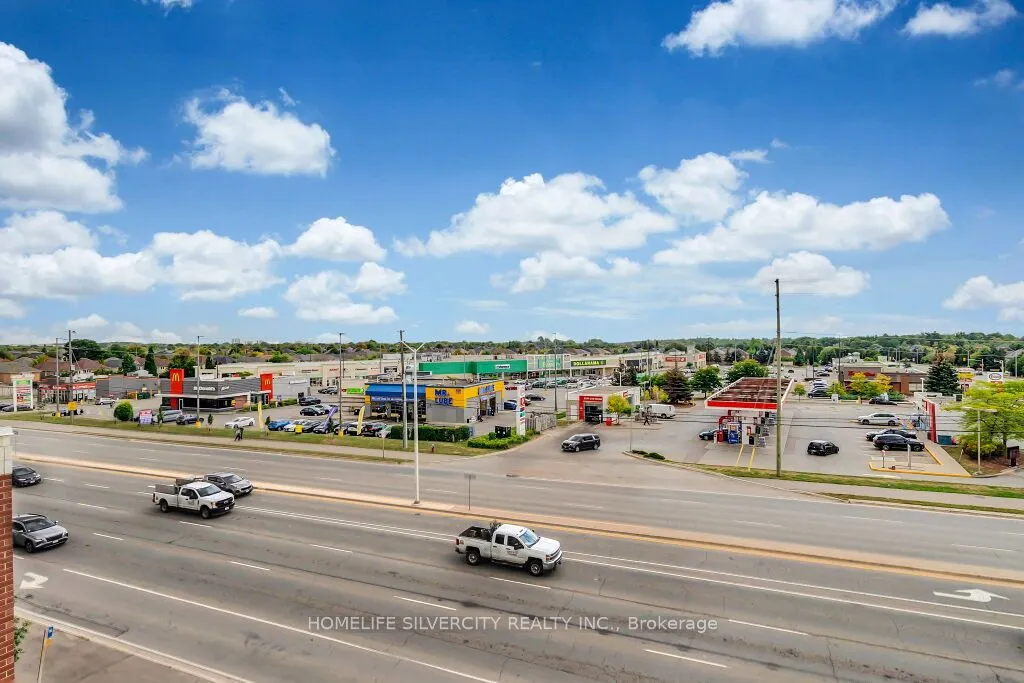 509 Dundas Street W, #317