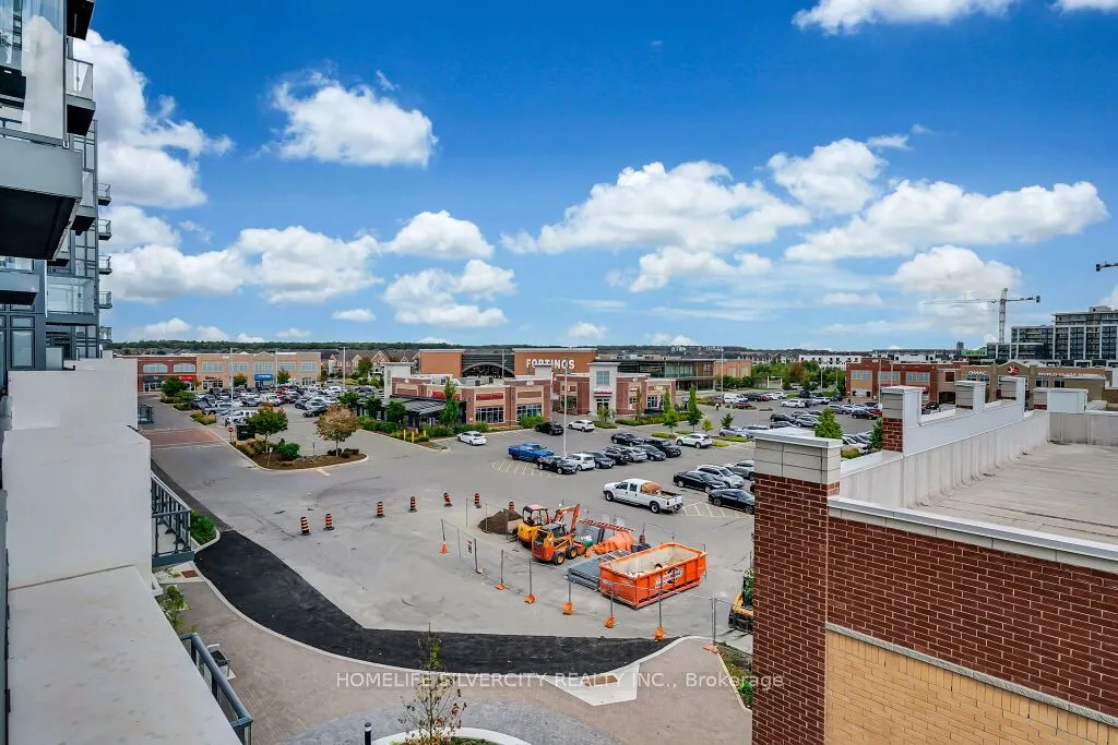 509 Dundas Street W, #317