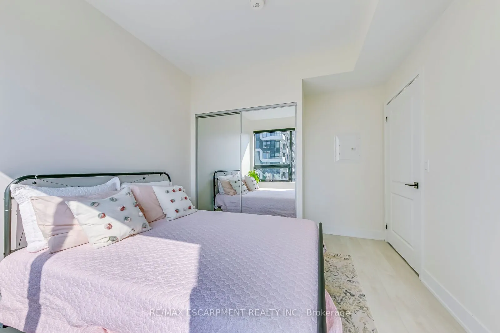 2489 TAUNTON Road, #1120