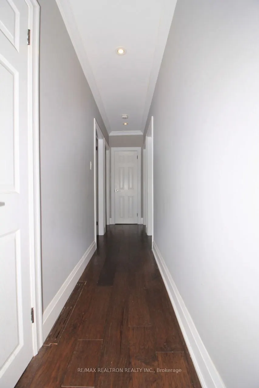 382 Walton Street