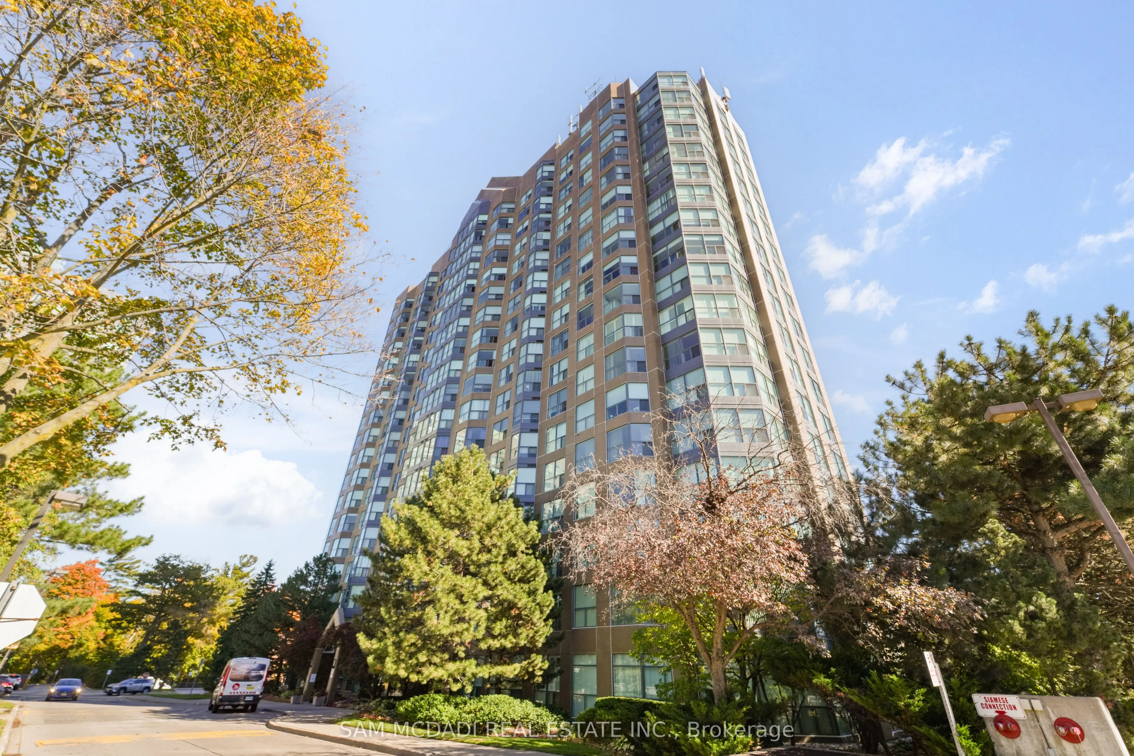 2177 Burnhamthorpe Road W, #1807