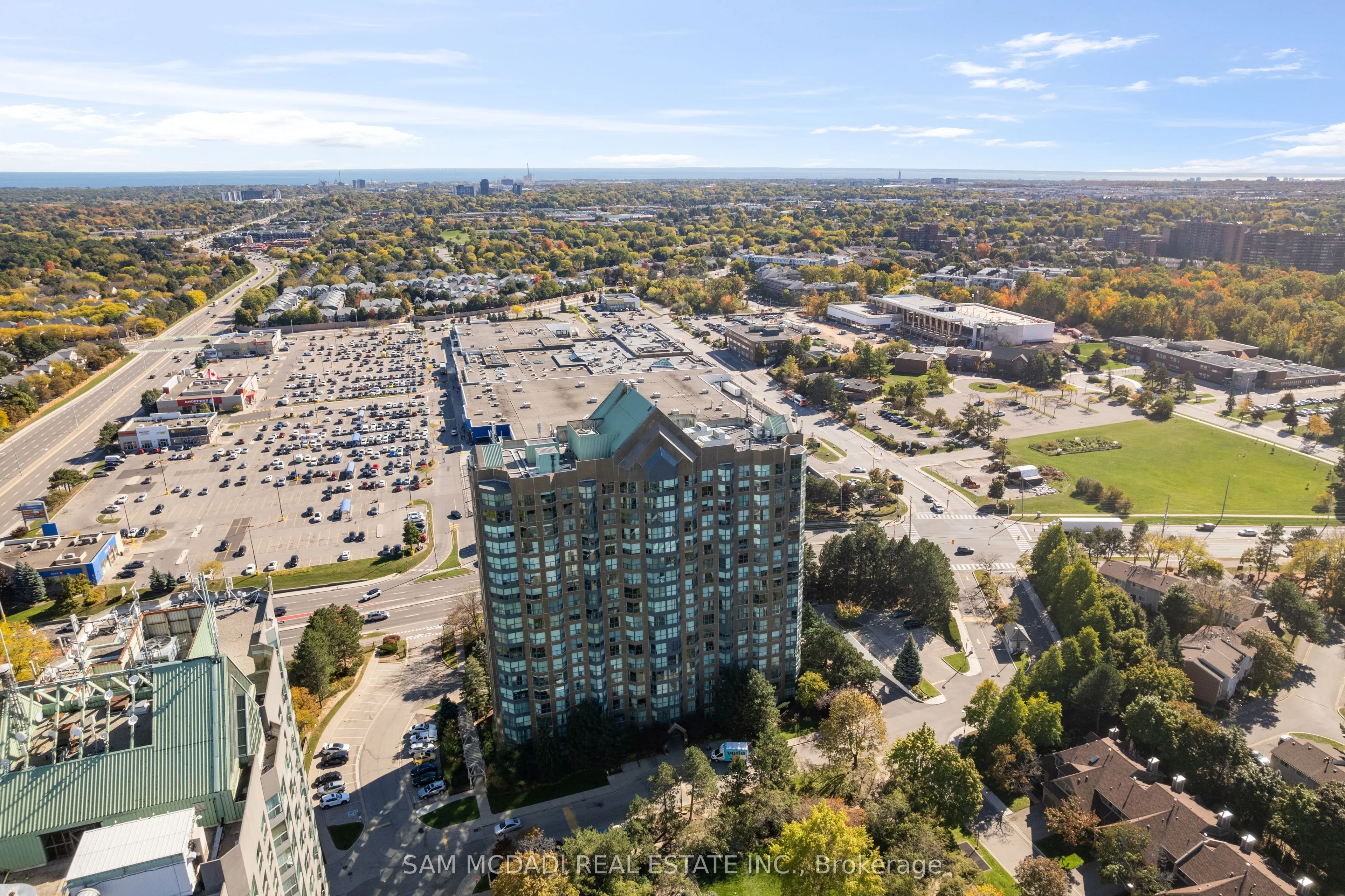 2177 Burnhamthorpe Road W, #1807
