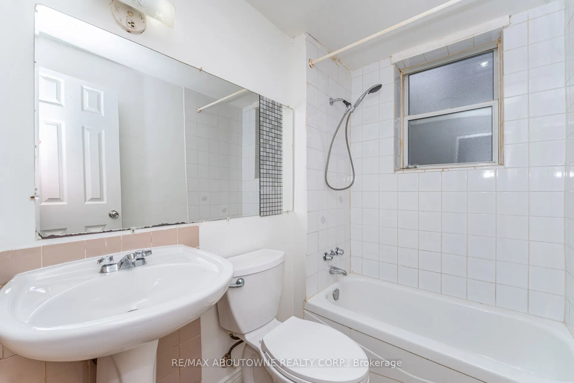 2144 Lilnan Court, #2