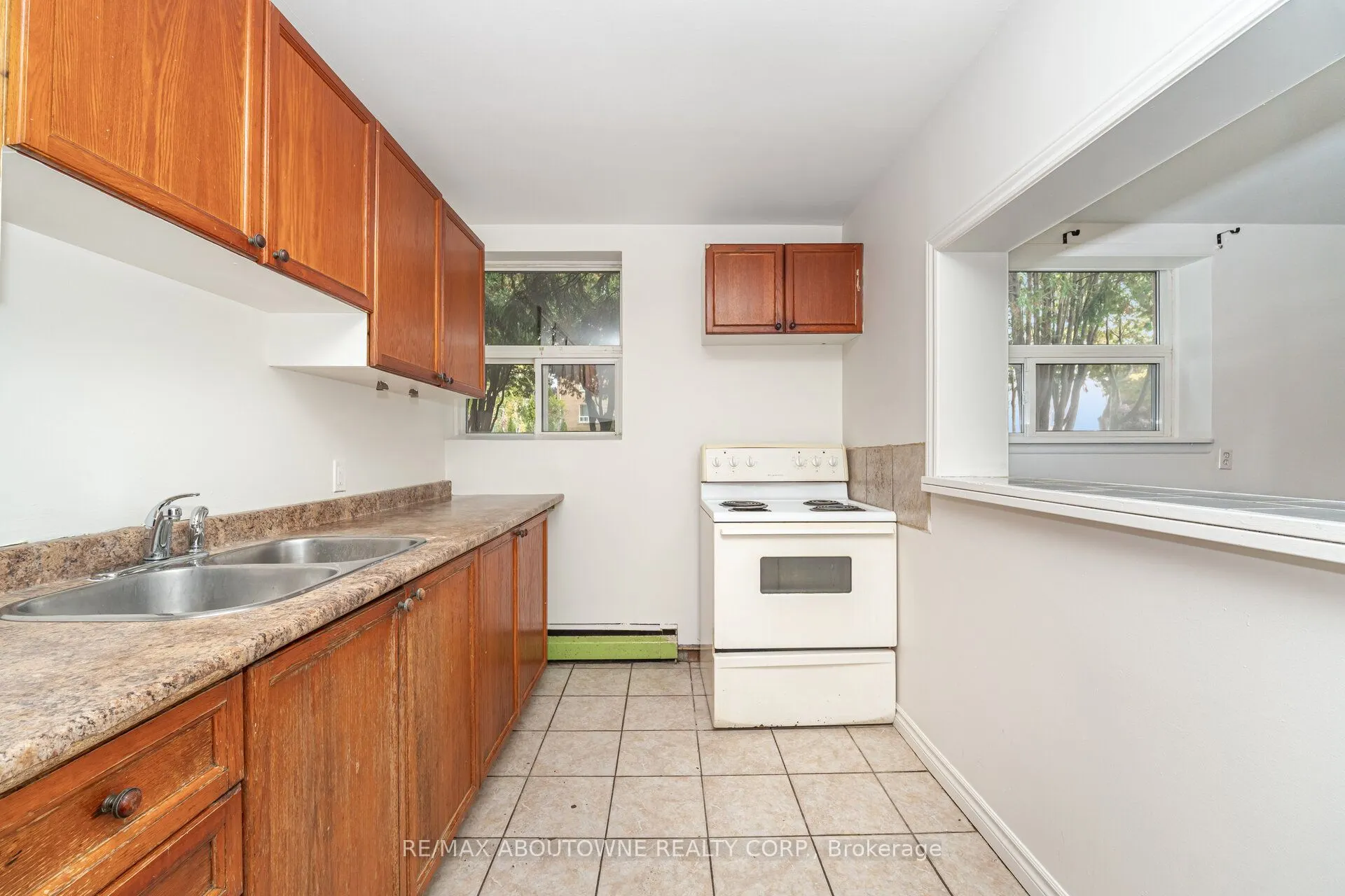 2144 Lilnan Court, #2