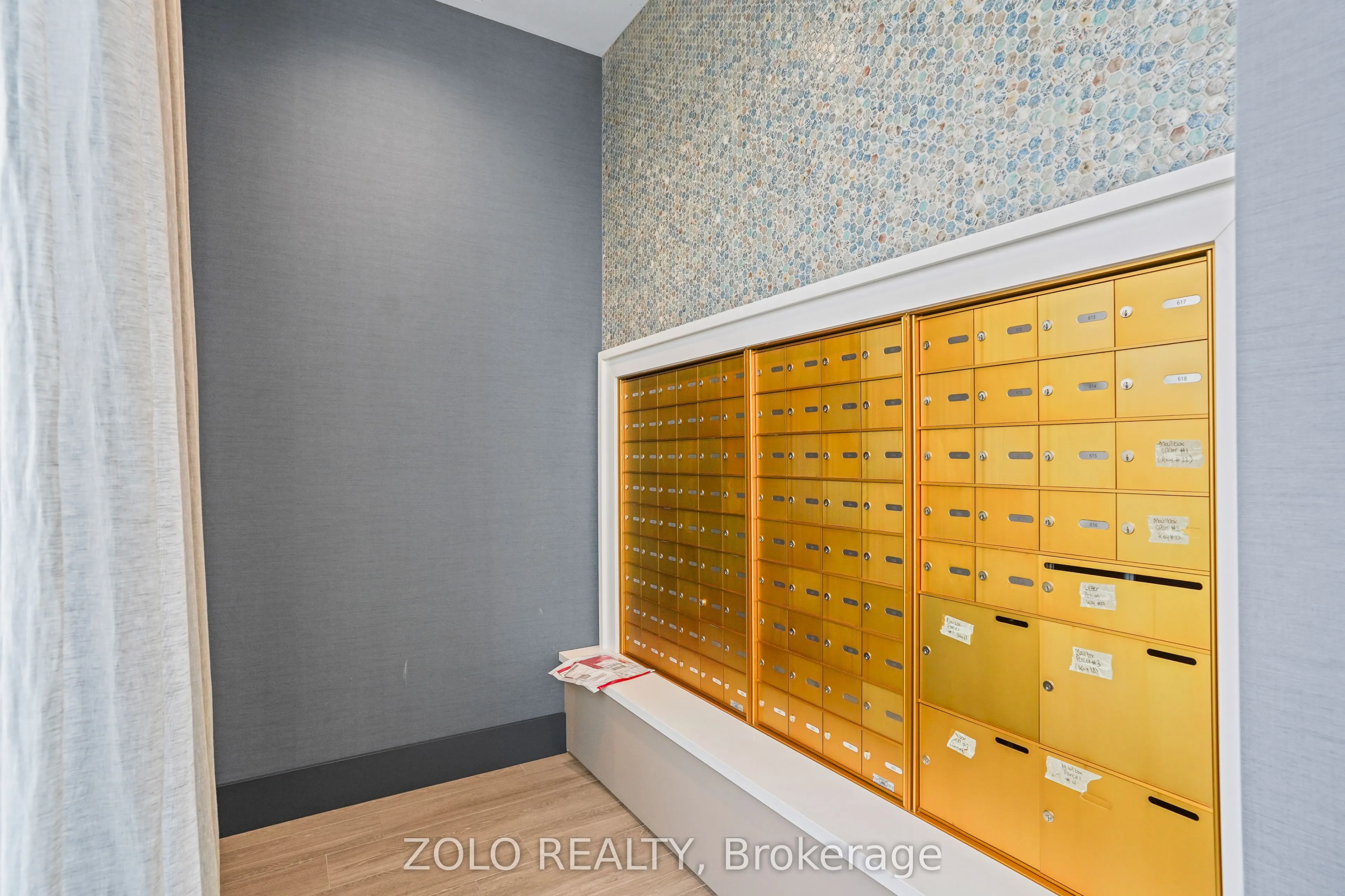 10 Lagerfeld Drive, #512