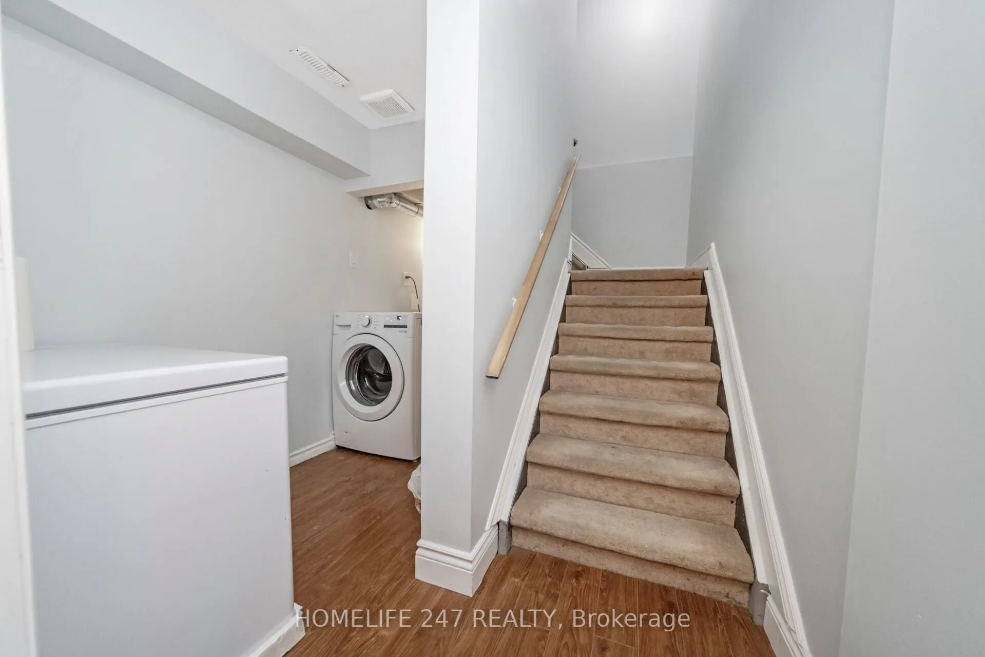 638 Madame Street