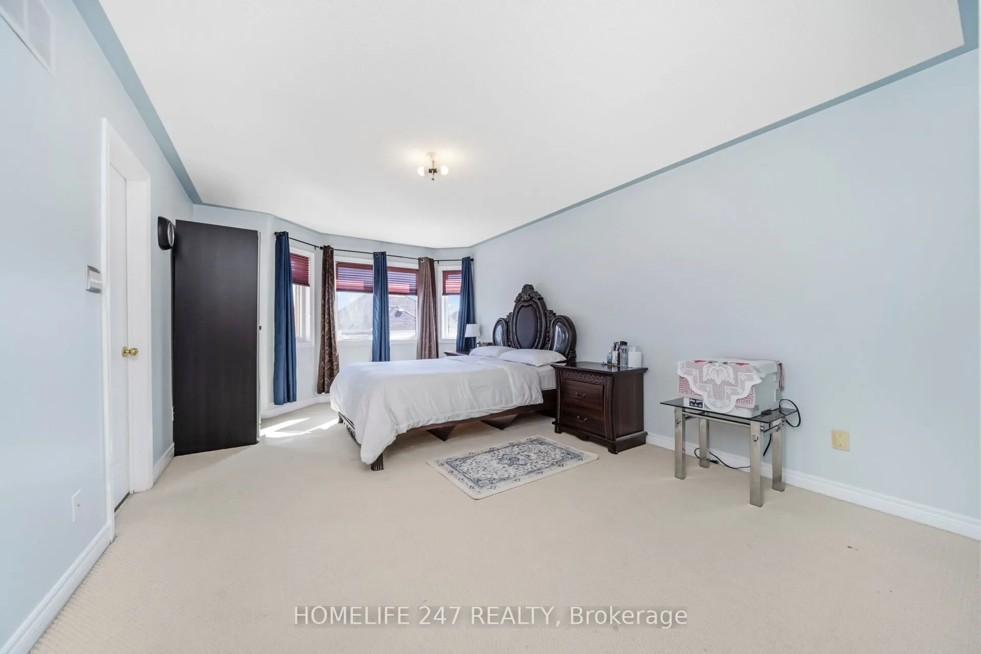 638 Madame Street