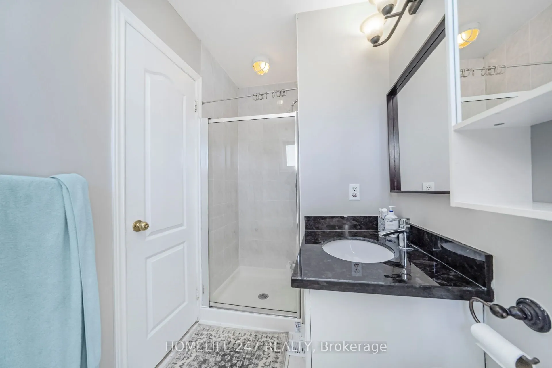 638 Madame Street
