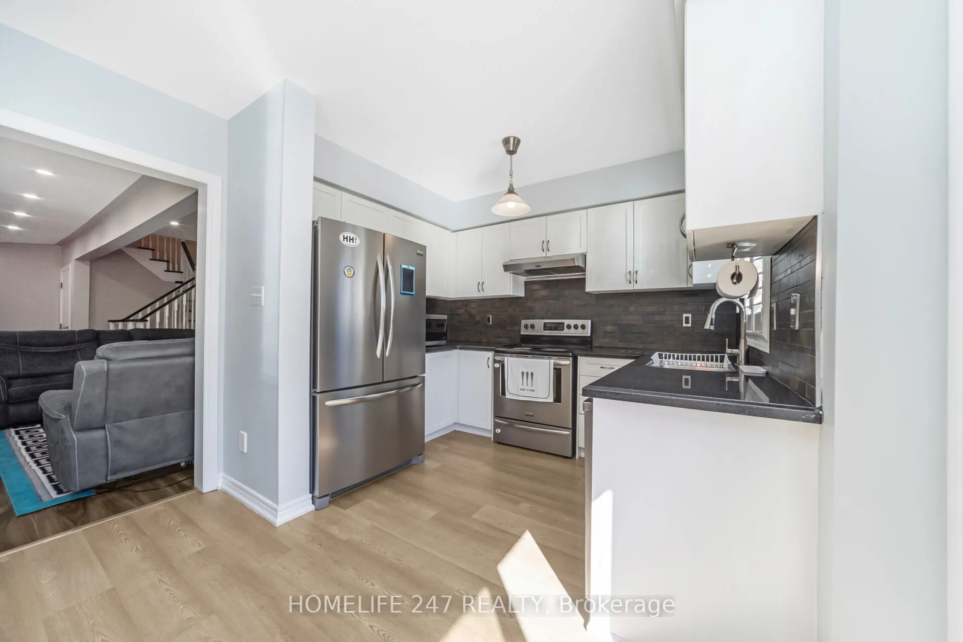 638 Madame Street