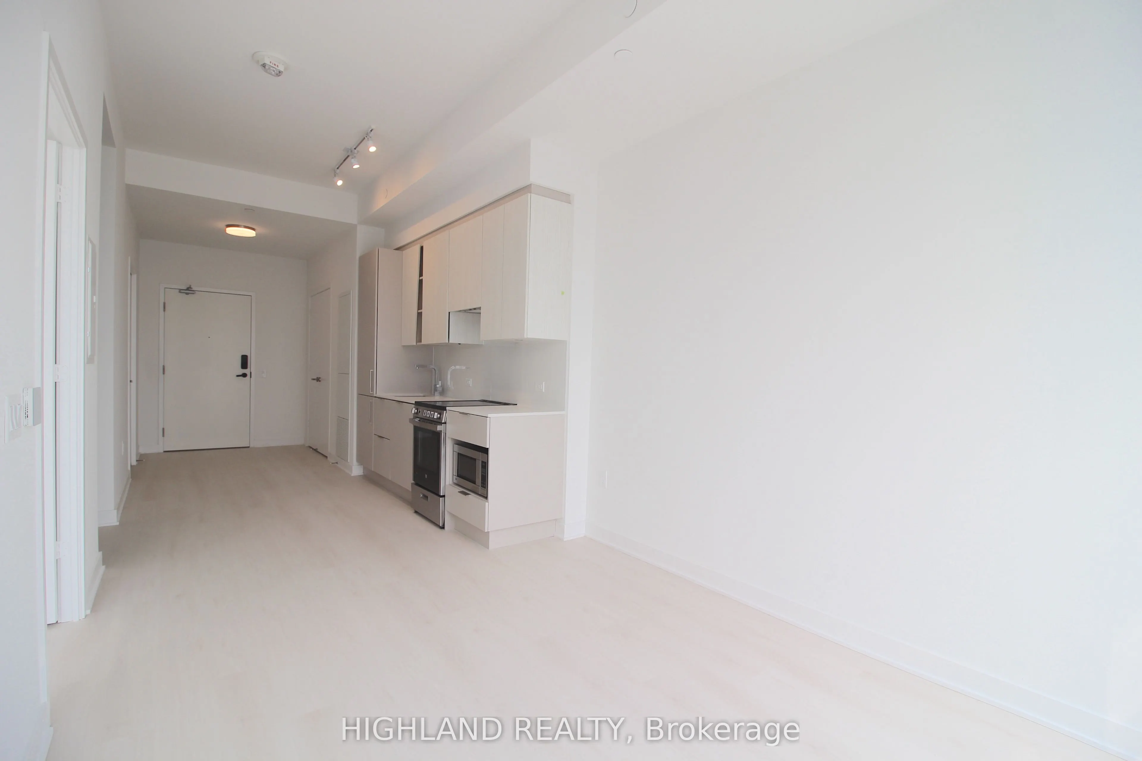 3900 Confederation Parkway, #1212
