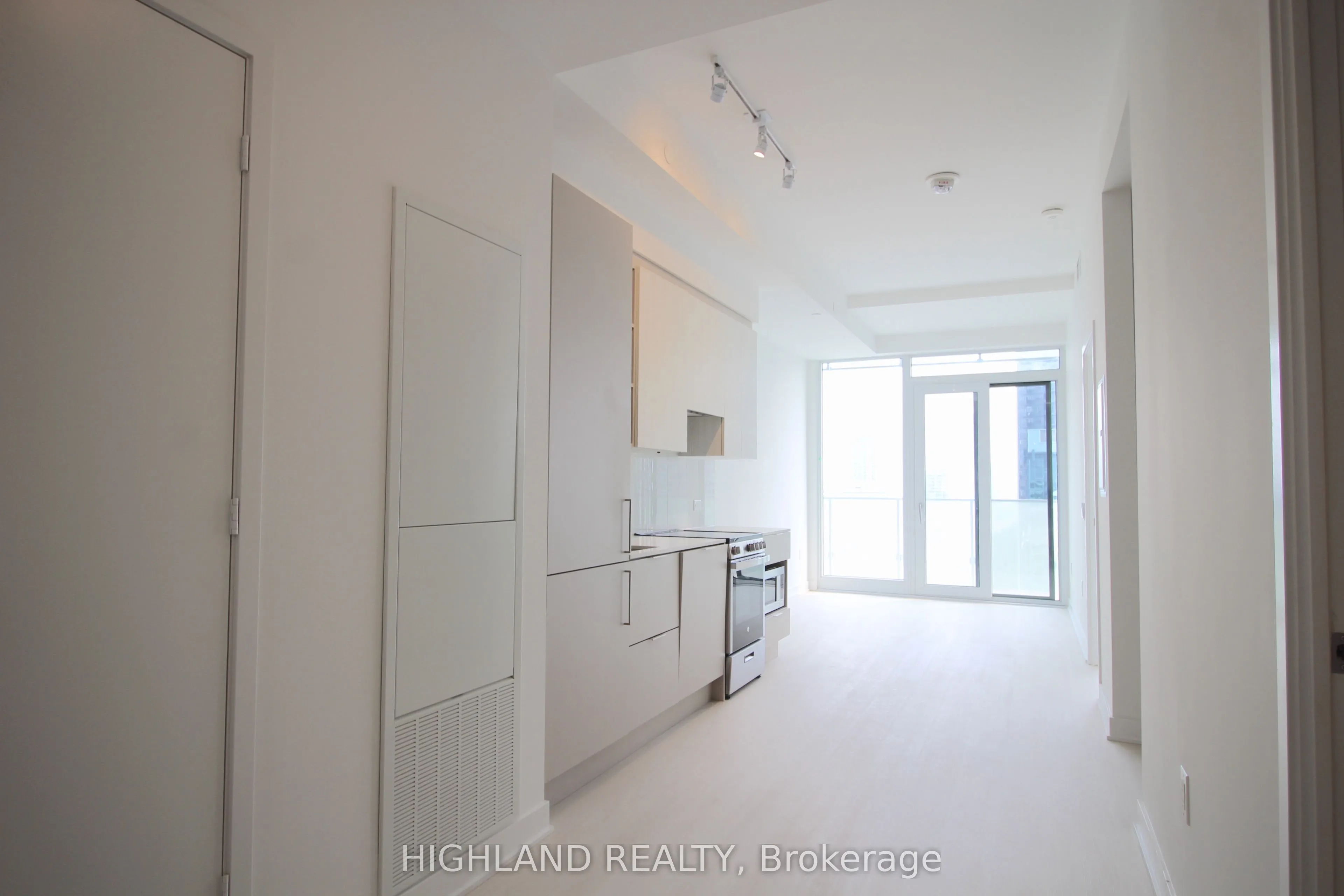 3900 Confederation Parkway, #1212