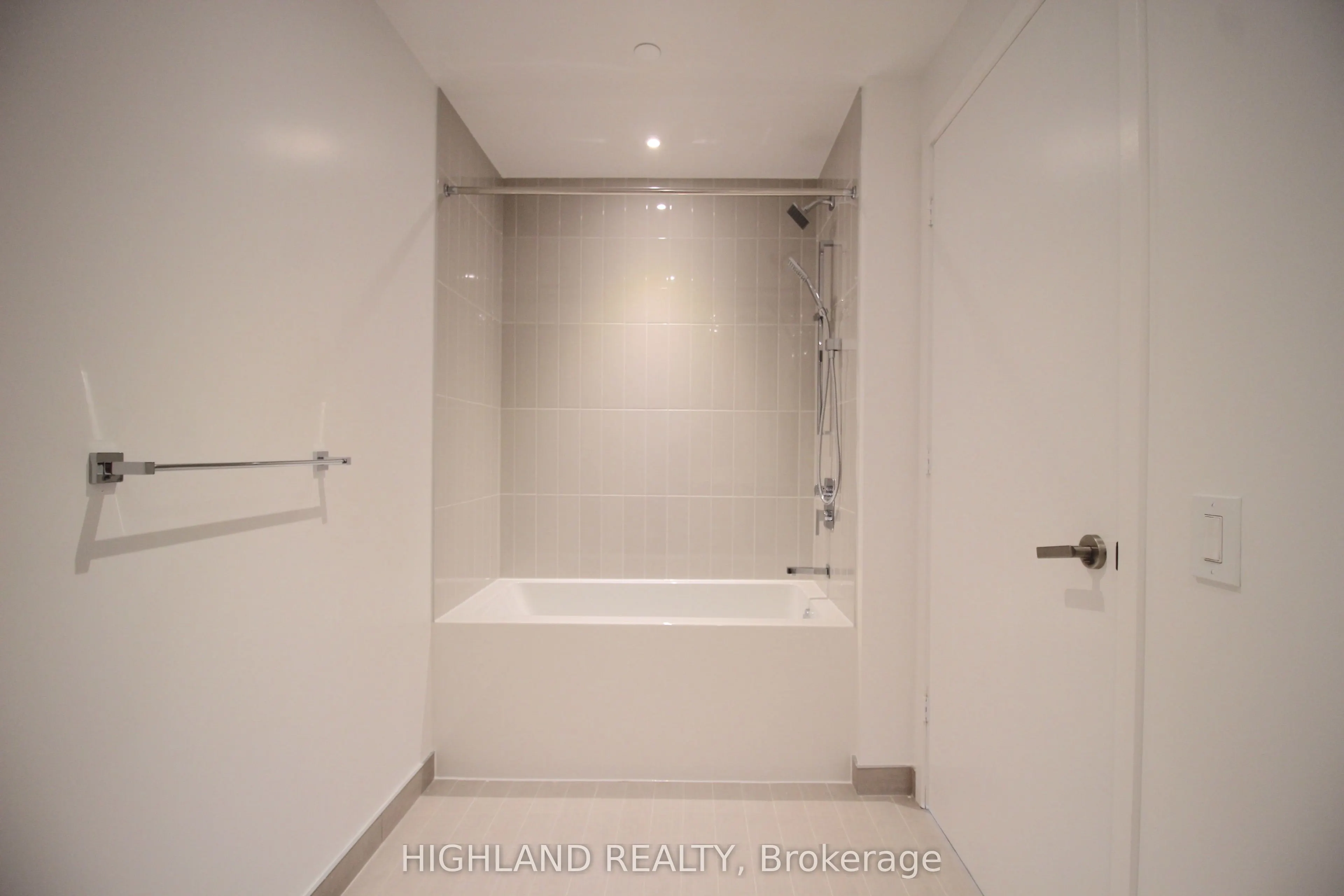 3900 Confederation Parkway, #1212