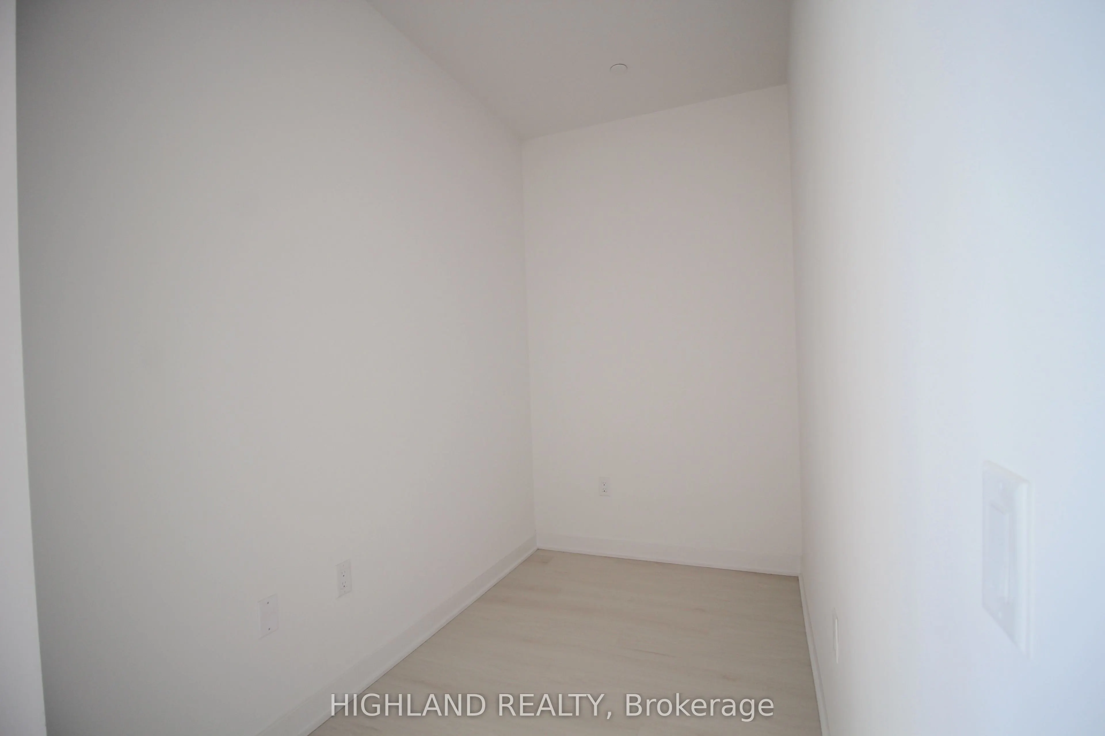3900 Confederation Parkway, #1212